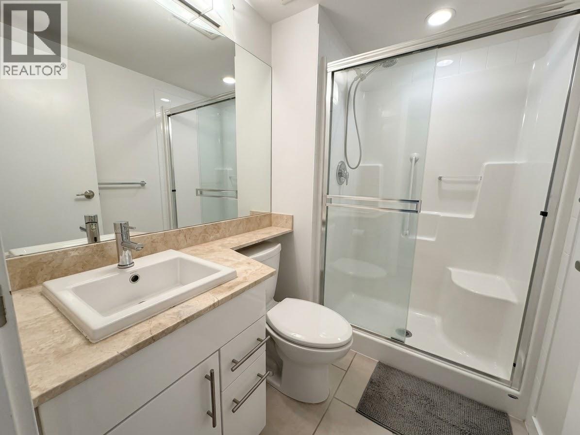 408 1633 Mackay Avenue Property Photo 5