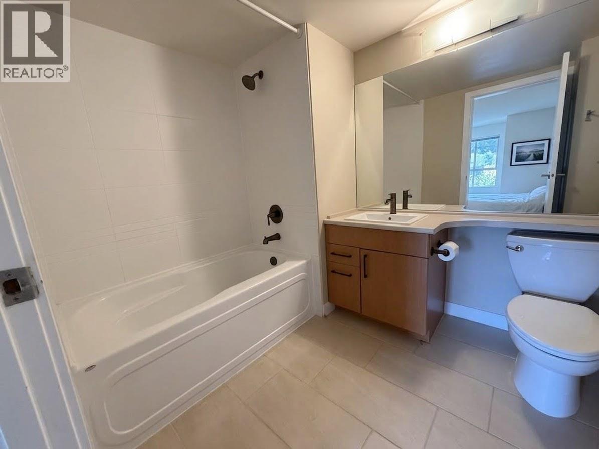 408 1633 Mackay Avenue Property Photo 10