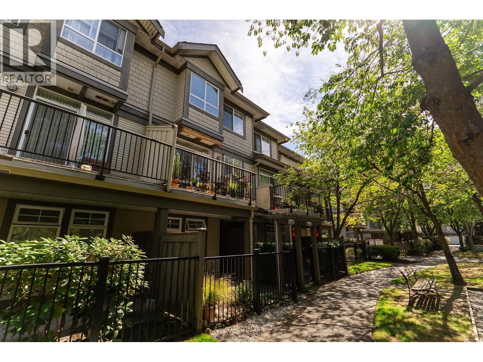 34 6300 Alder Street Property Photo 2