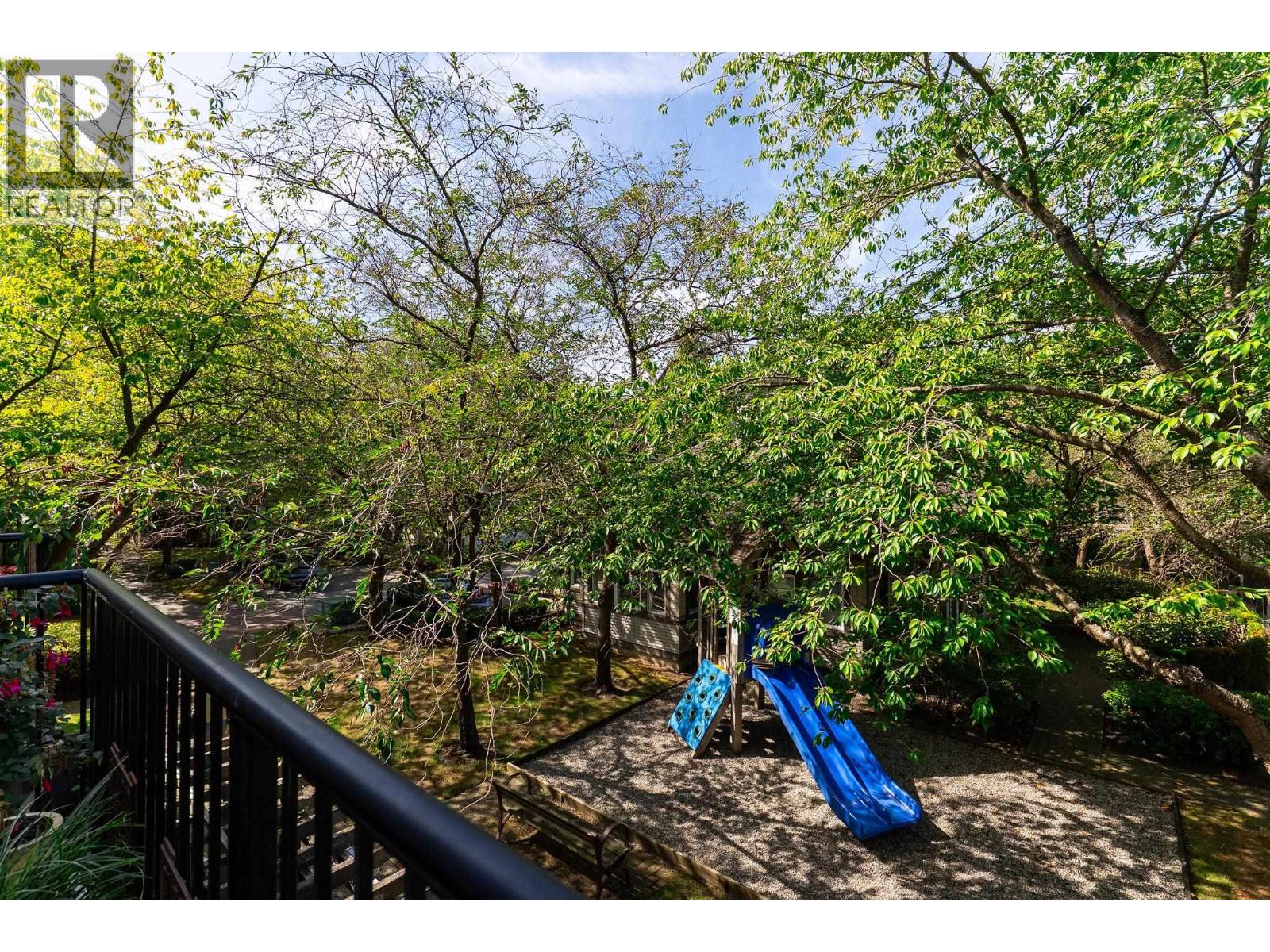 34 6300 Alder Street Property Photo 17
