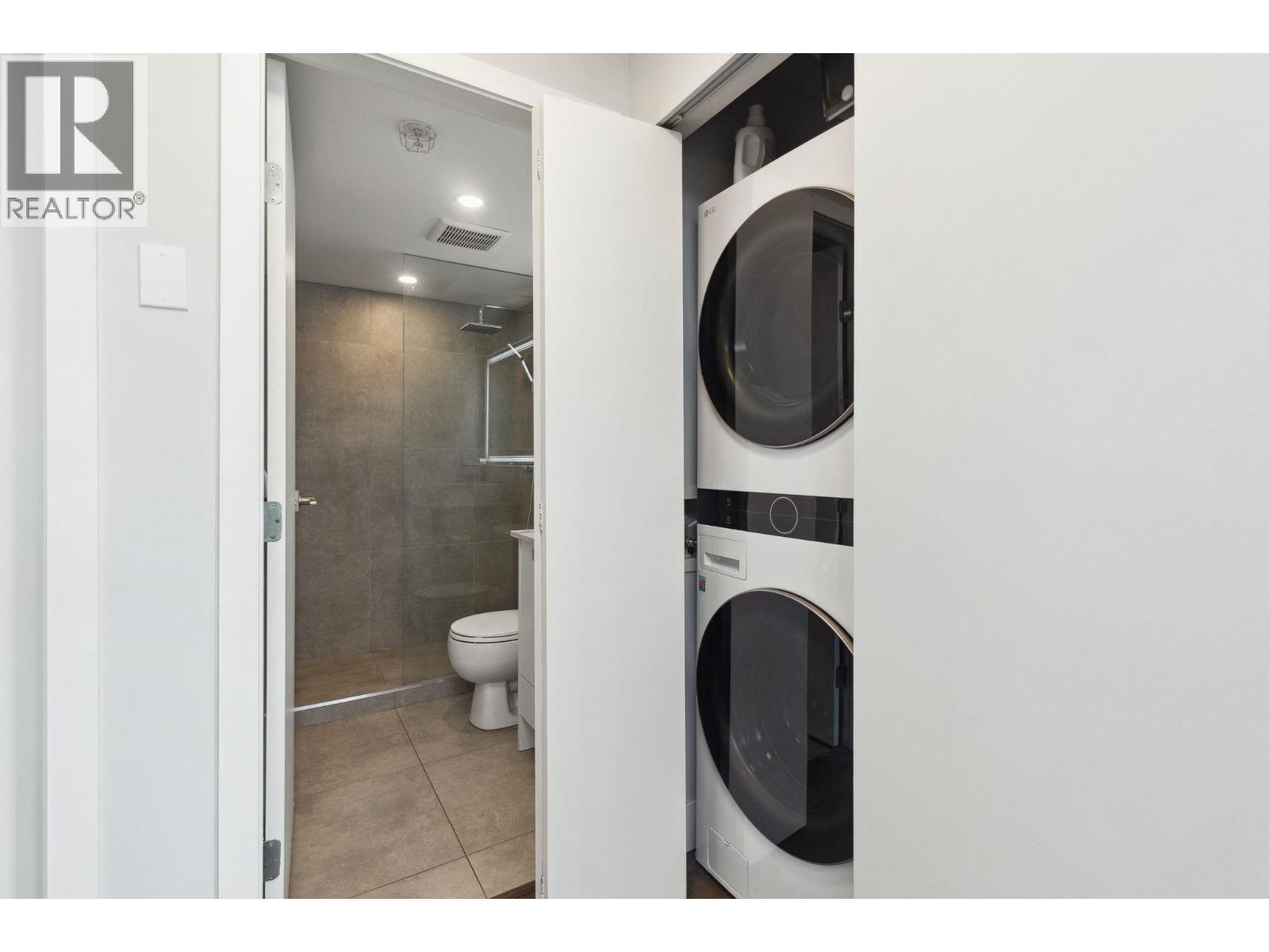 2406 1155 Seymour Street Property Photo 25