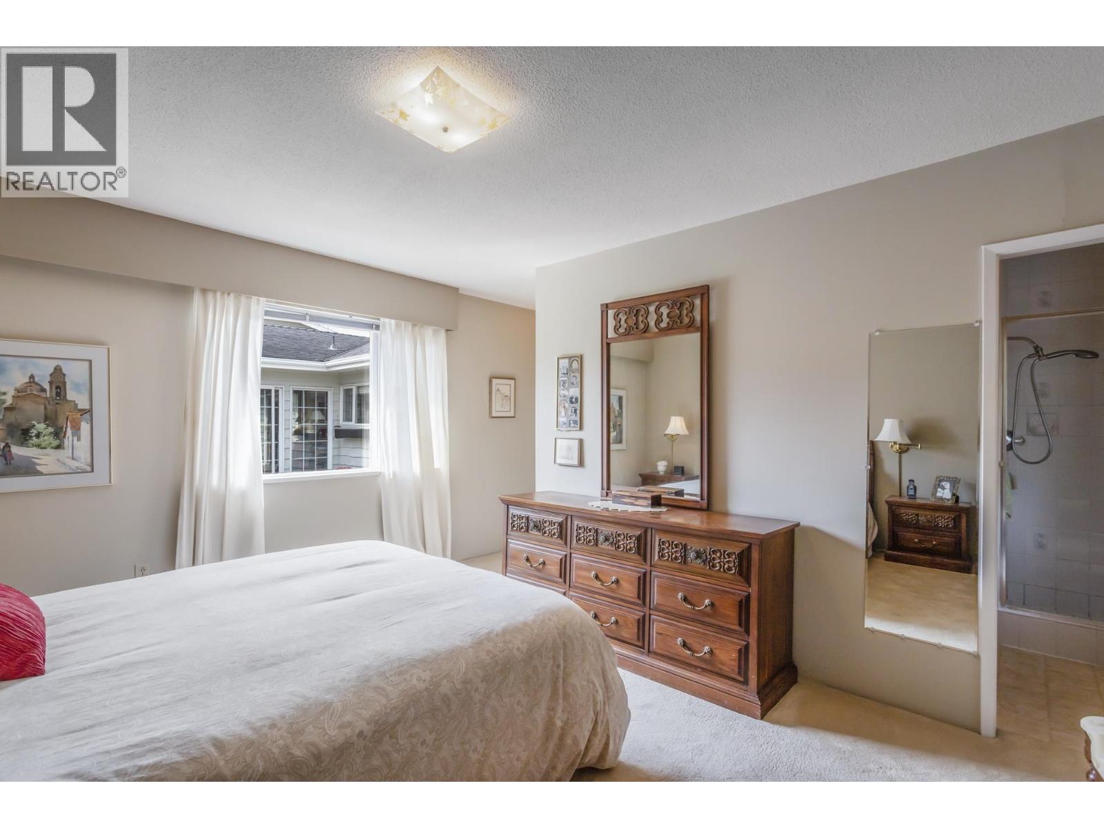 7800 Sunnydene Road Property Photo 11