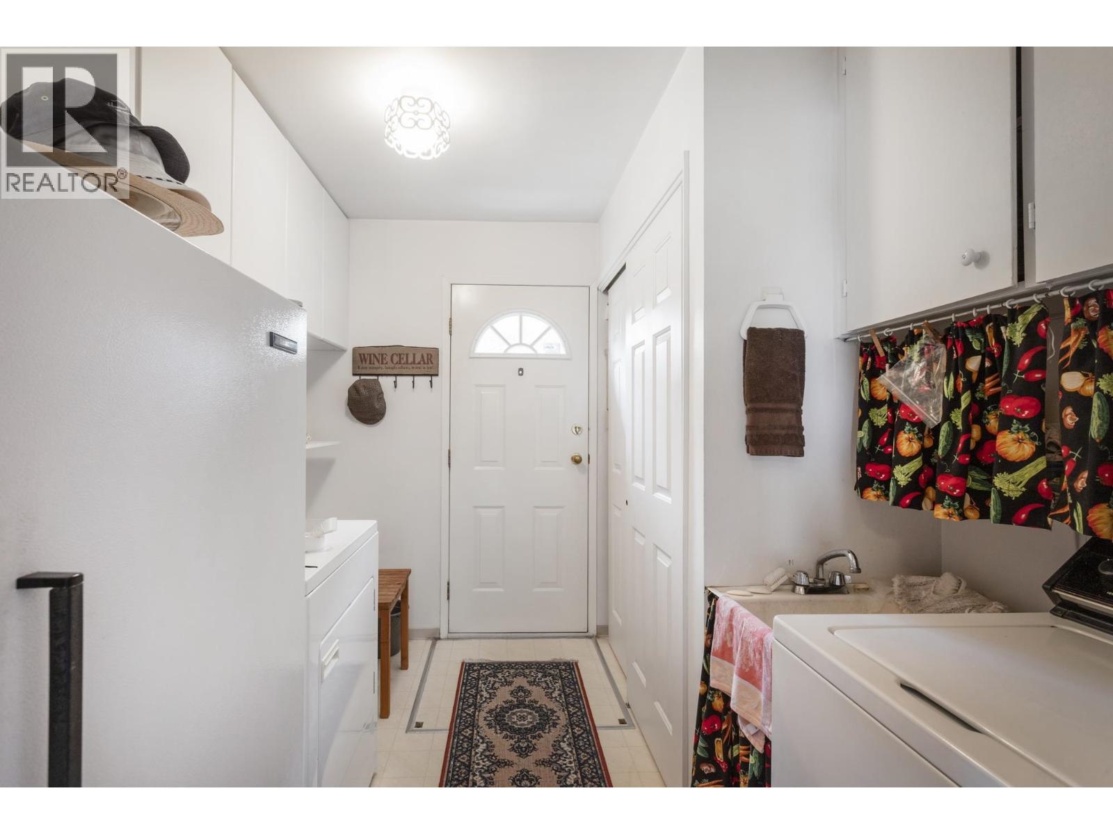 7800 Sunnydene Road Property Photo 21