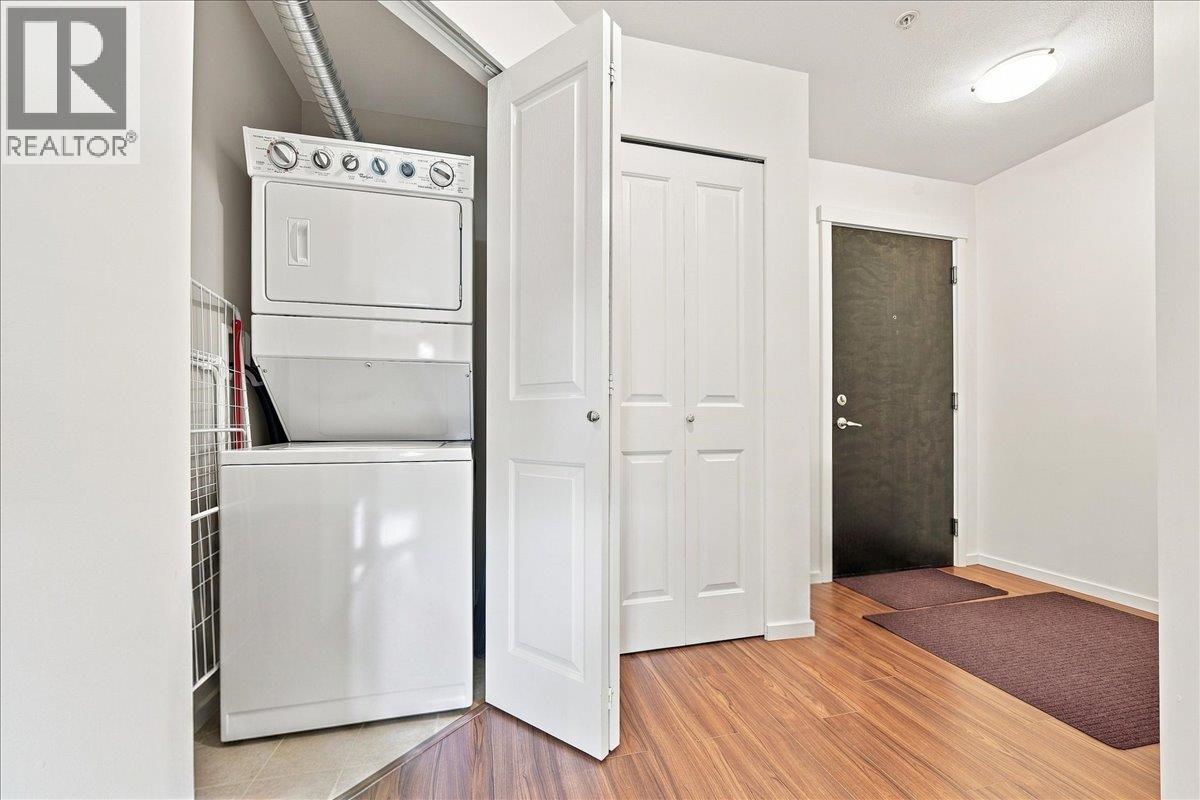 312 3156 Dayanee Springs Boulevard Property Photo 4