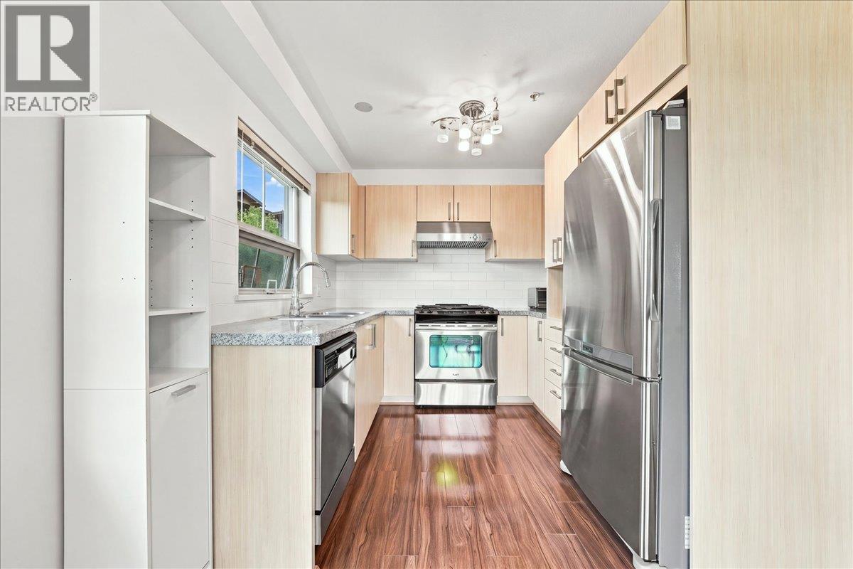 312 3156 Dayanee Springs Boulevard Property Photo 15