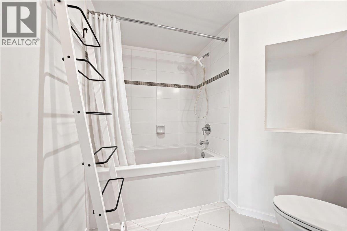 312 3156 Dayanee Springs Boulevard Property Photo 22