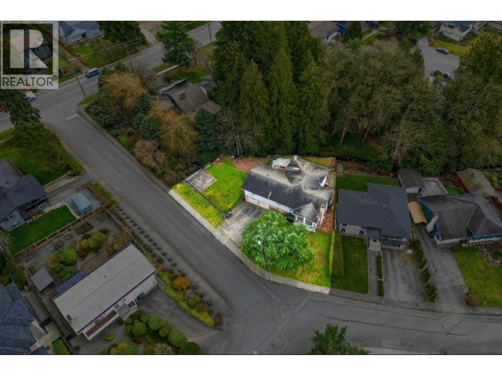 2030 Jordan Drive Property Photo 1