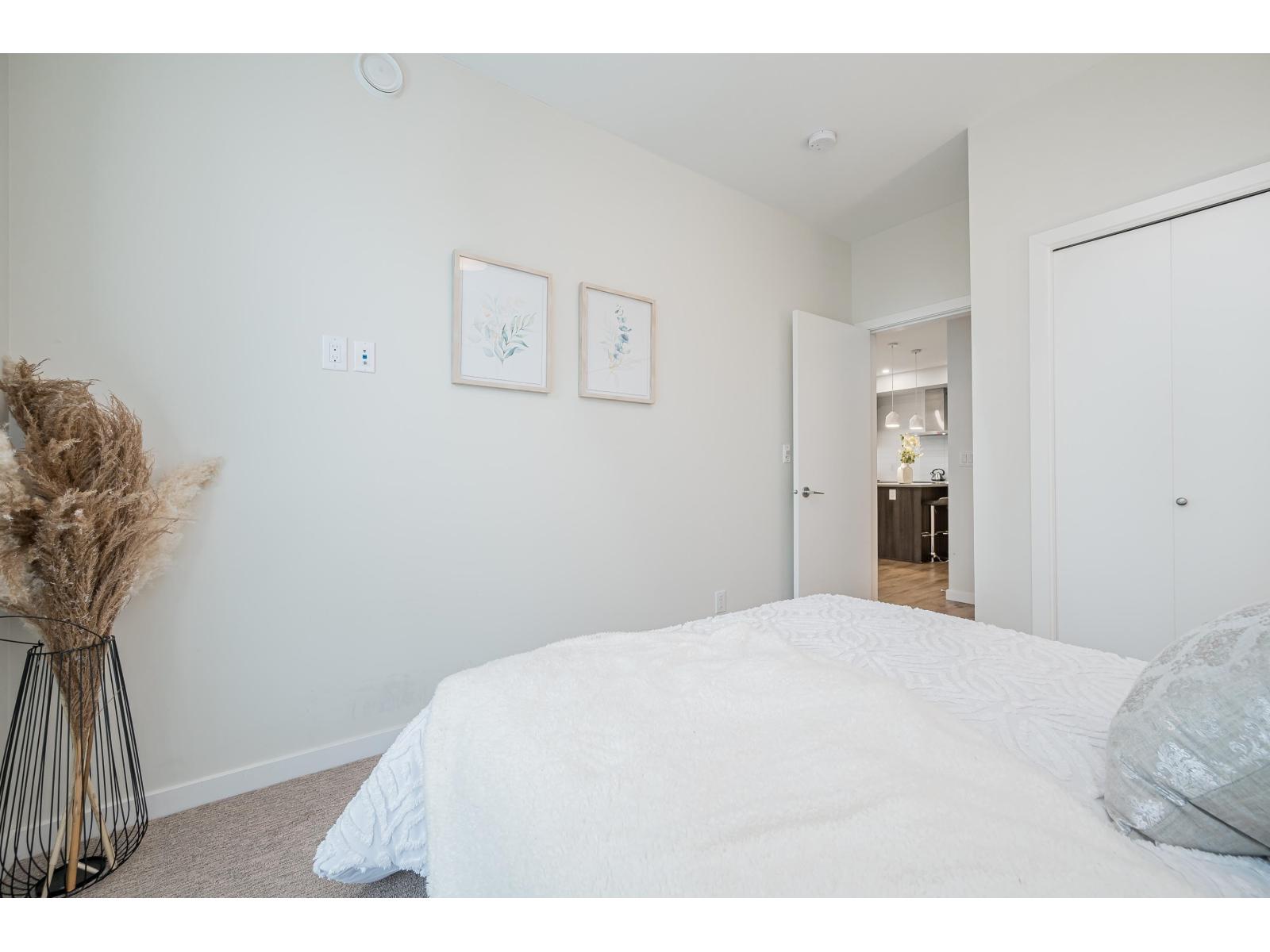 A308 20087 68 Avenue Property Photo 17