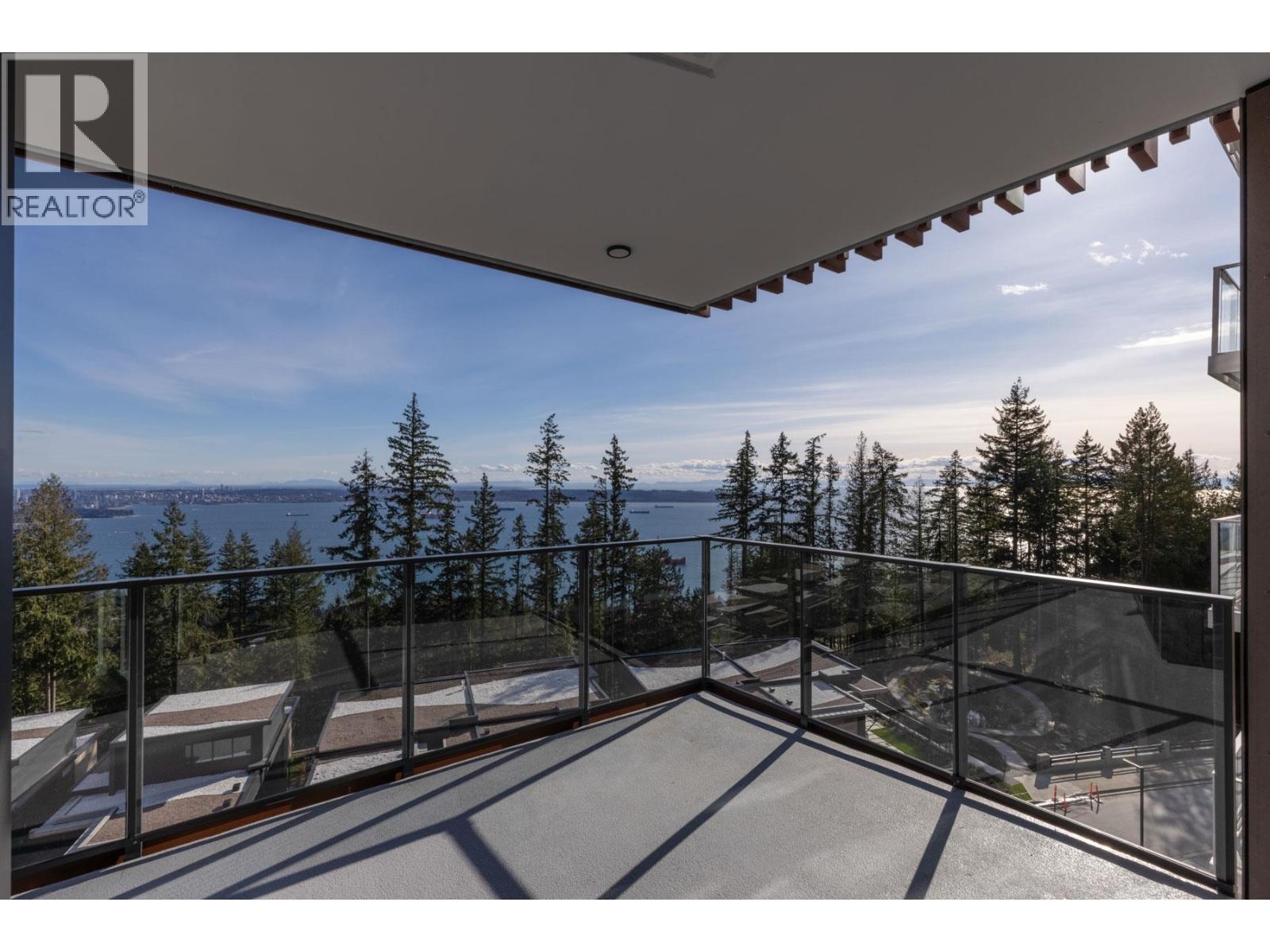 802 3963 Uplands Way Property Photo 1