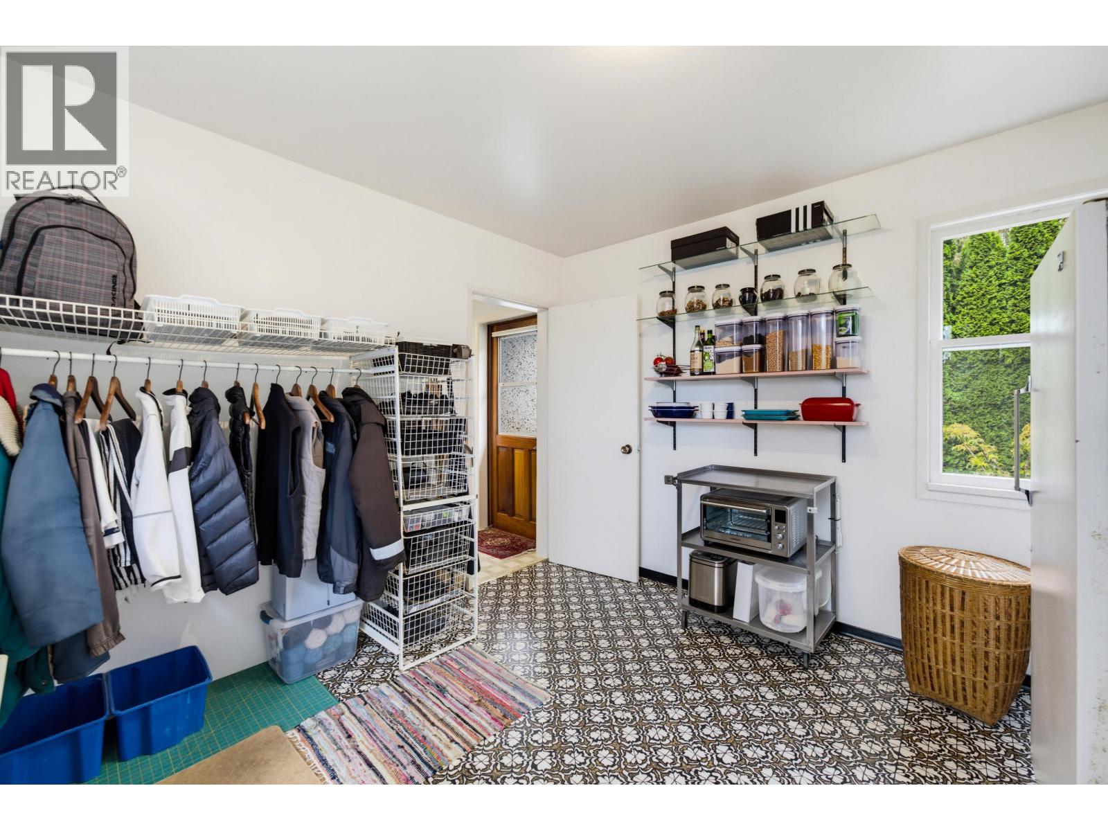 4672 47a Street Property Photo 26
