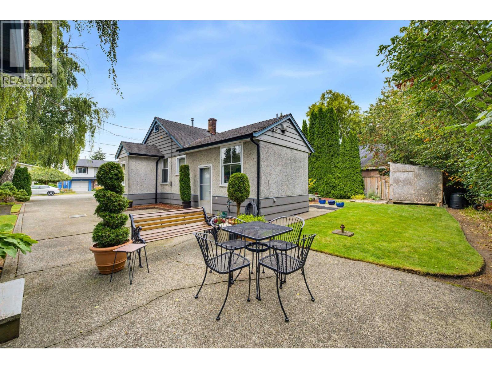 4672 47a Street Property Photo 30