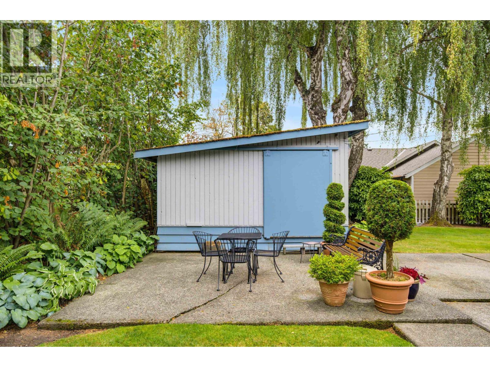 4672 47a Street Property Photo 31