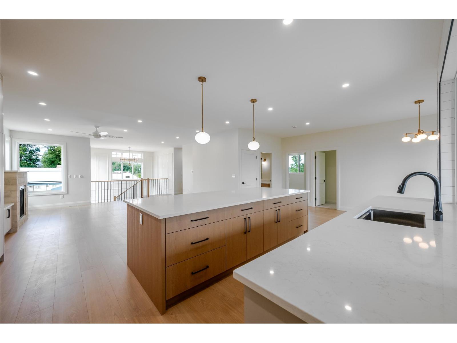 9 5924 Riverside Street Property Photo 19