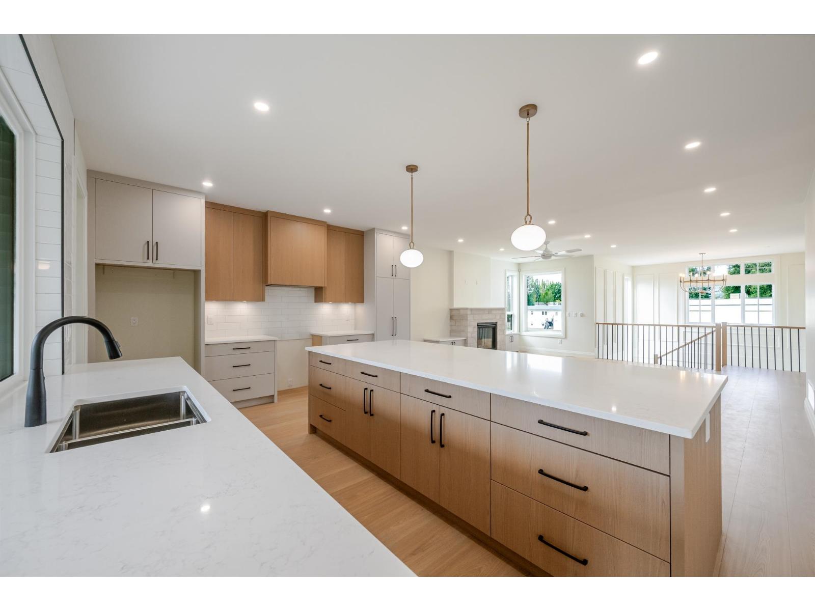 9 5924 Riverside Street Property Photo 20