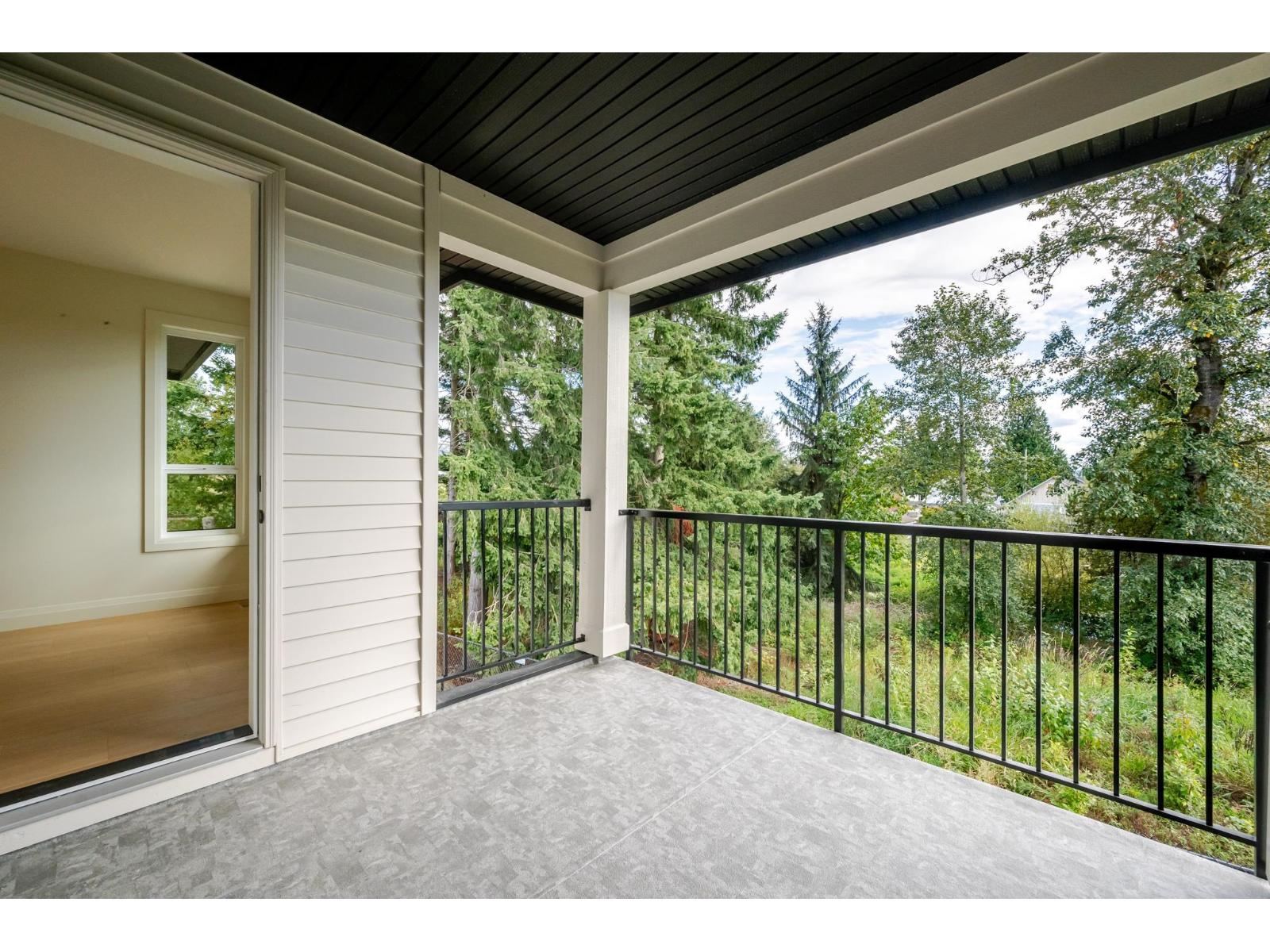 9 5924 Riverside Street Property Photo 26