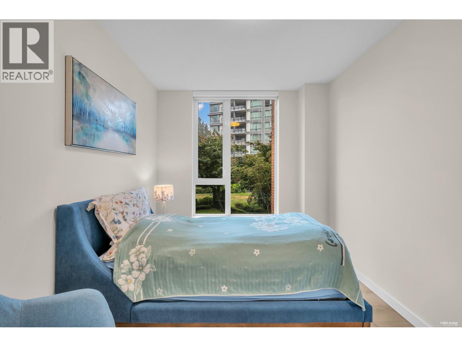 305 3100 Windsor Gate Property Photo 17