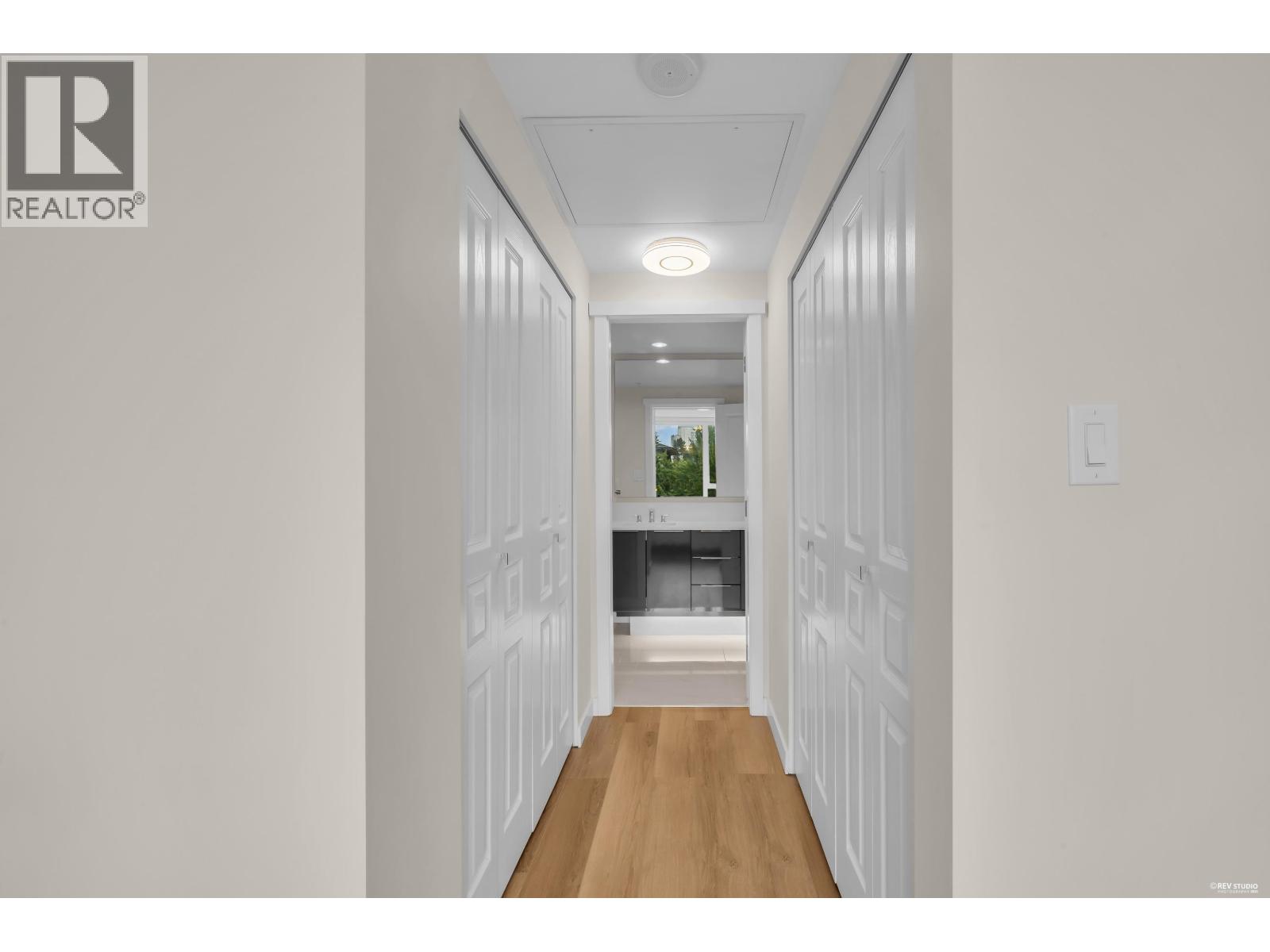 305 3100 Windsor Gate Property Photo 19