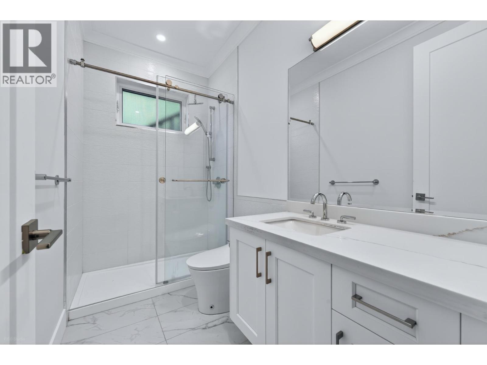 4471 Windjammer Drive Property Photo 9