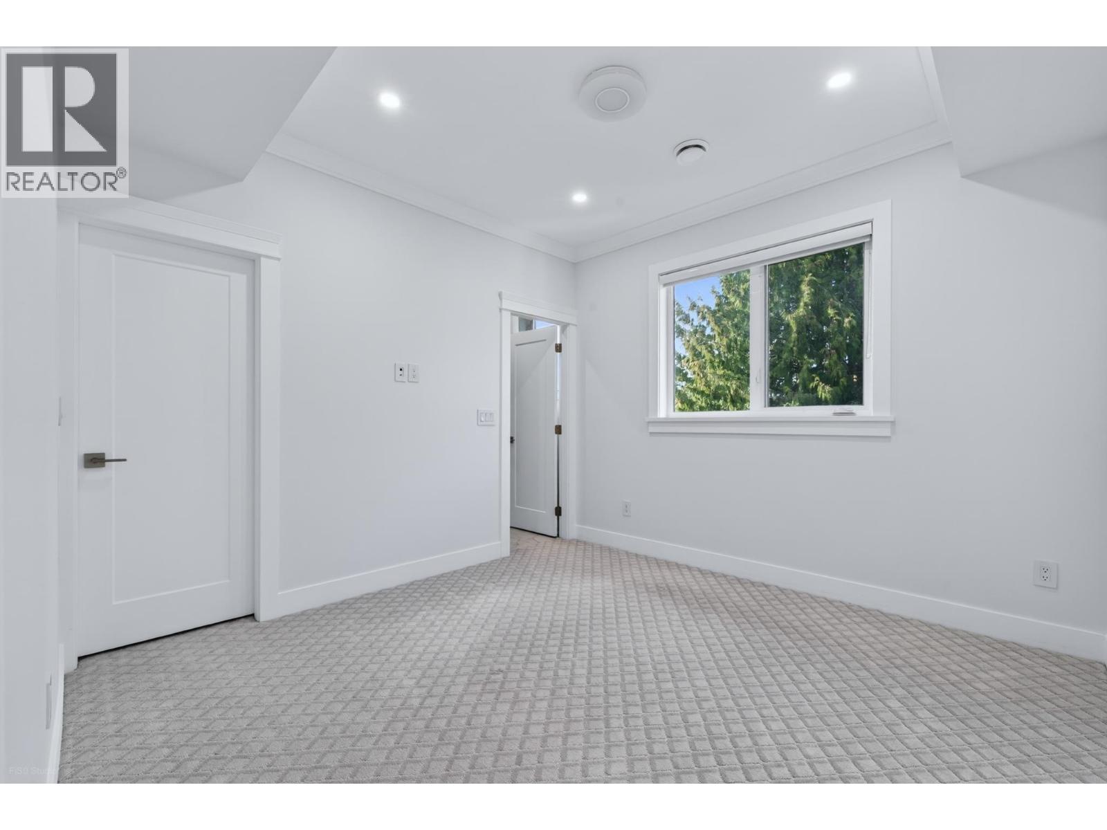4471 Windjammer Drive Property Photo 21