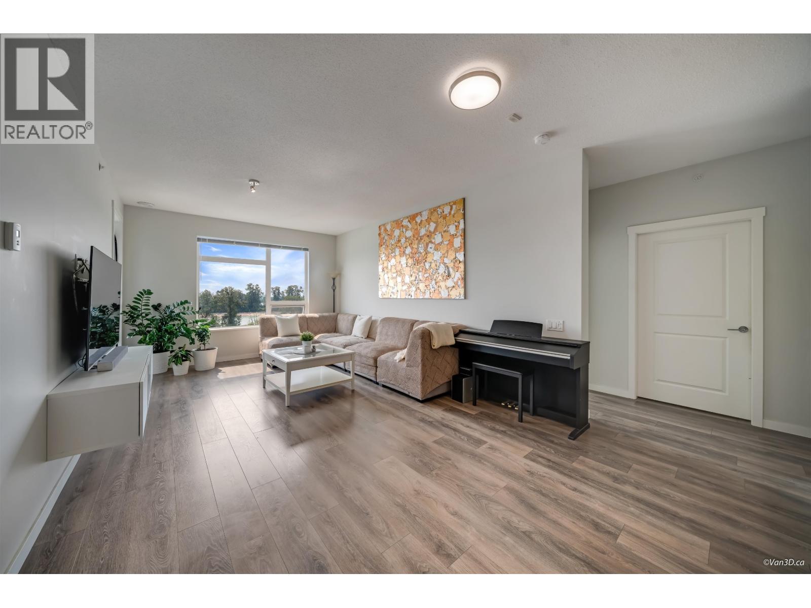 603 3289 Riverwalk Avenue Property Photo 12