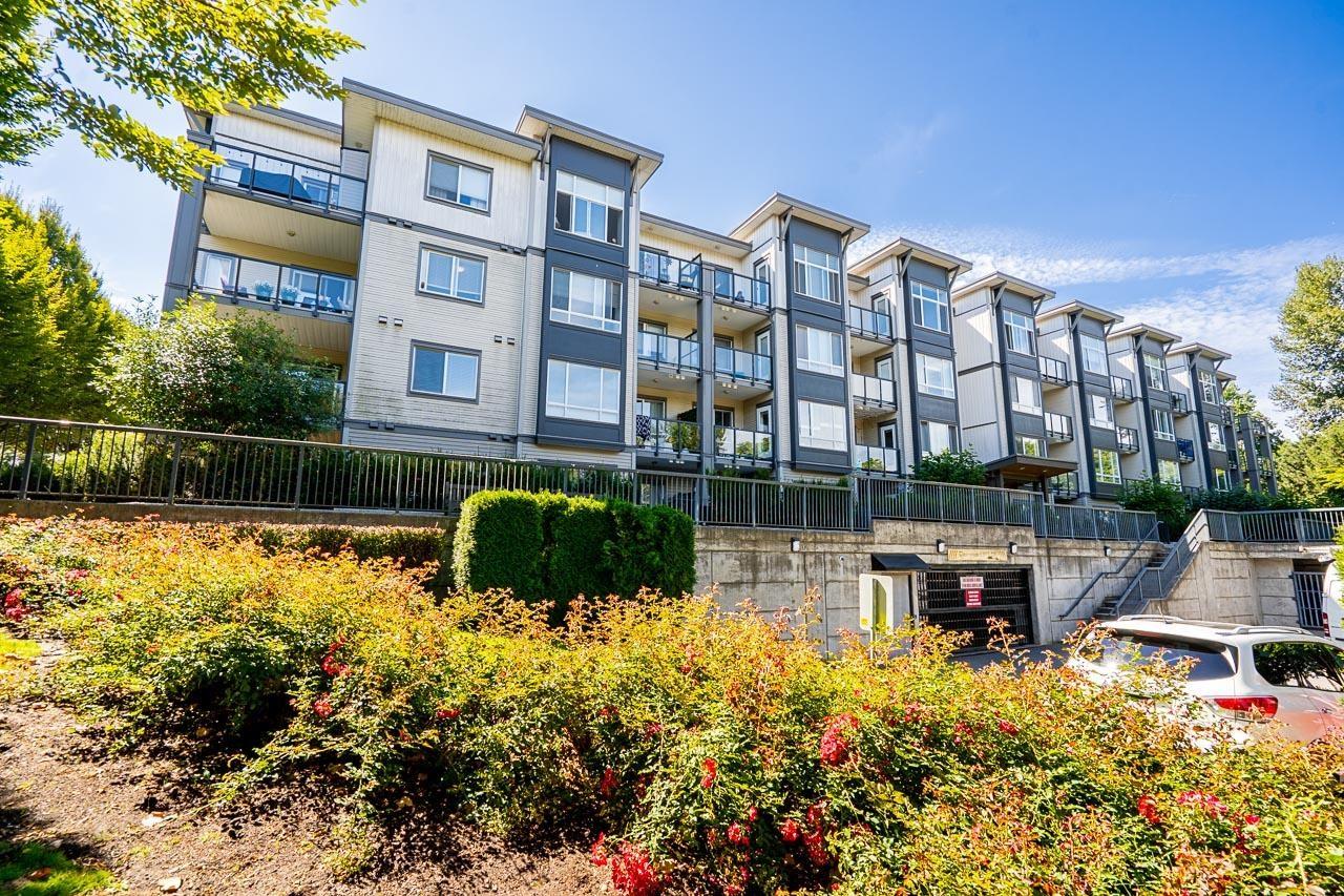 115 2943 Nelson Place Photo de la propriété 1