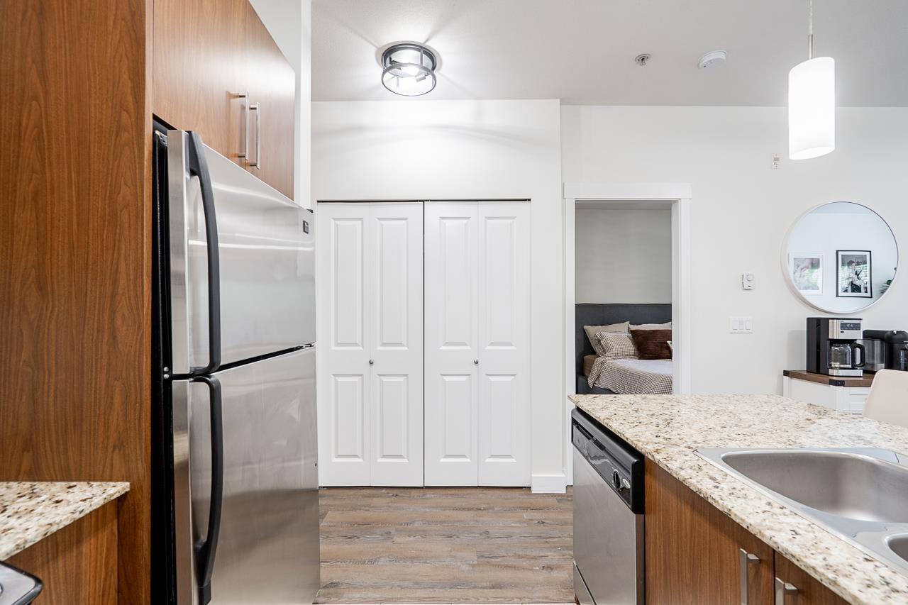 115 2943 Nelson Place Property Photo 13