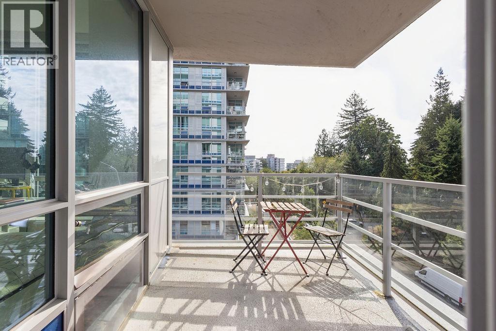 702 9060 University Crescent Property Photo 11