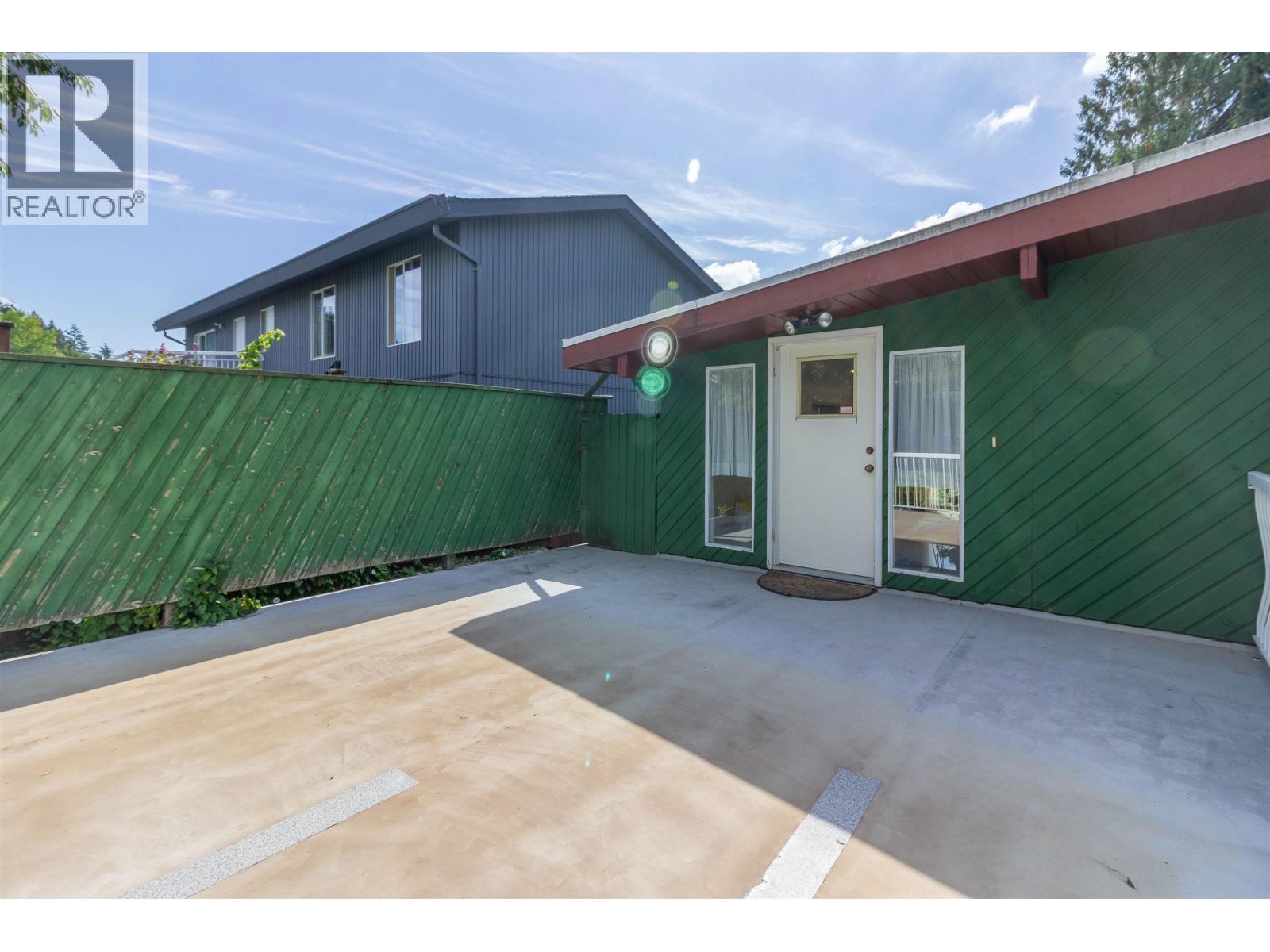 7107 Broadway Property Photo 13