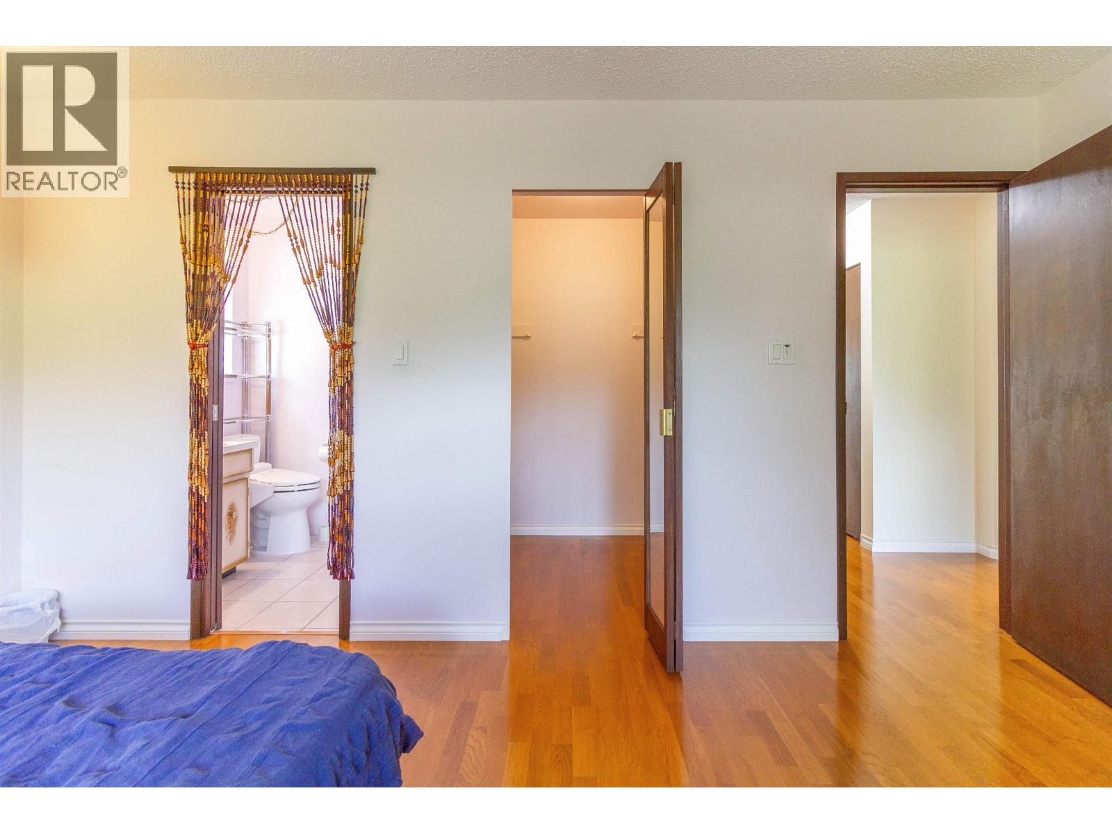 7107 Broadway Property Photo 16