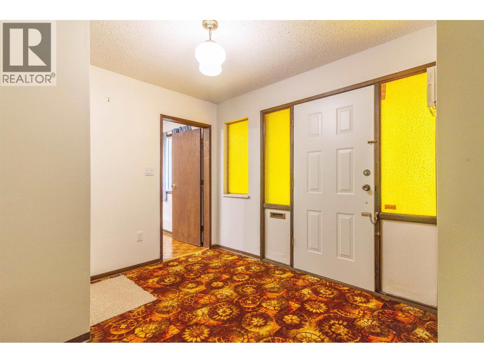 7107 Broadway Property Photo 29
