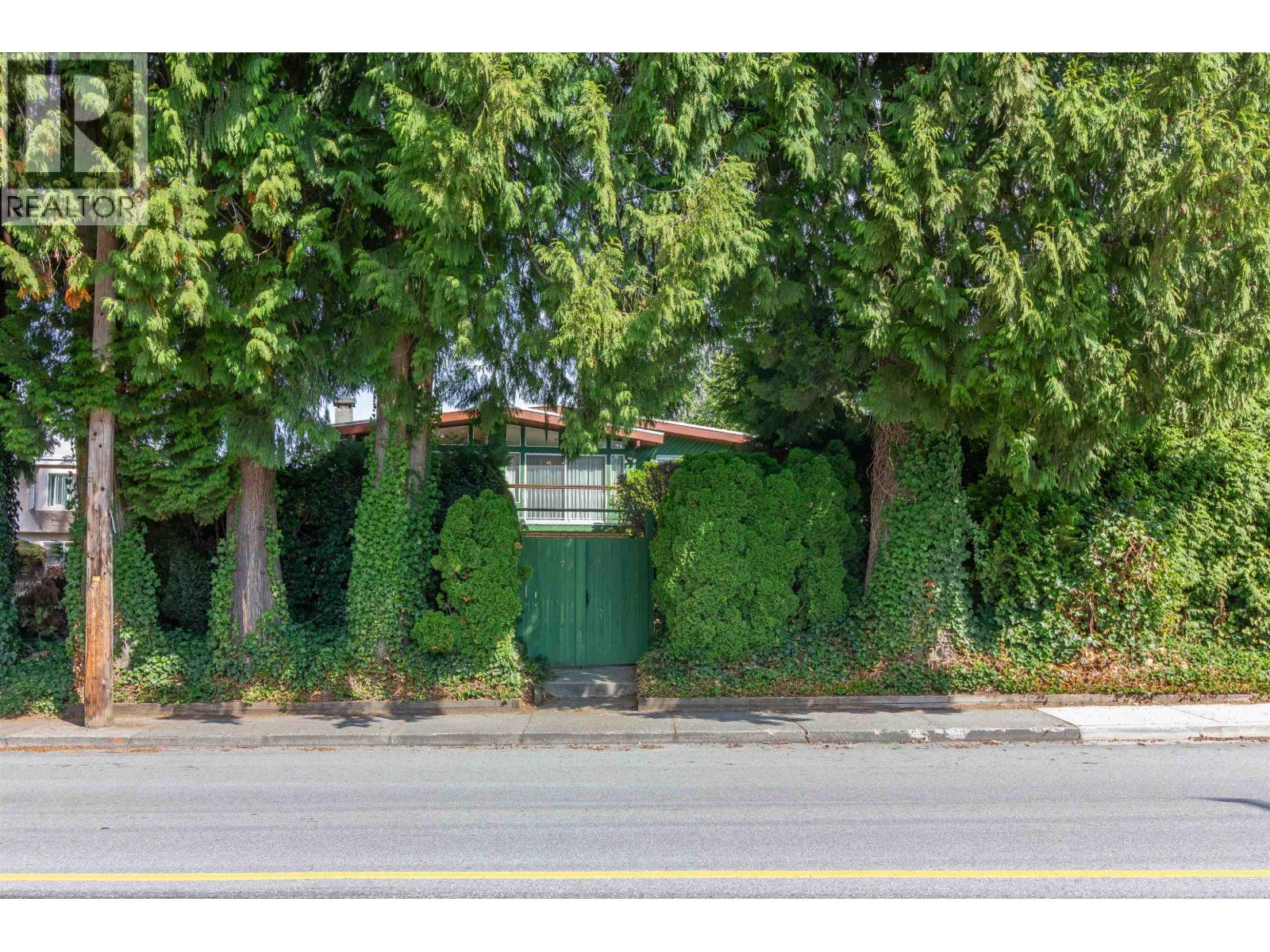 7107 Broadway Property Photo 40