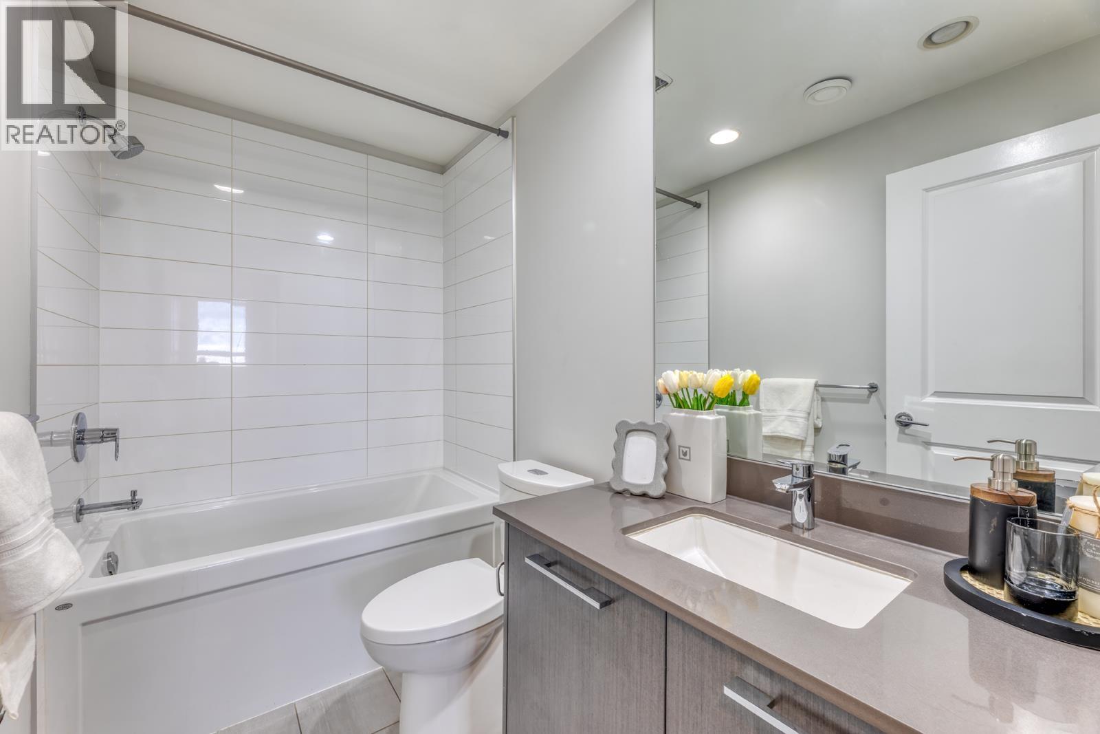 436 9551 Alexandra Road Property Photo 18