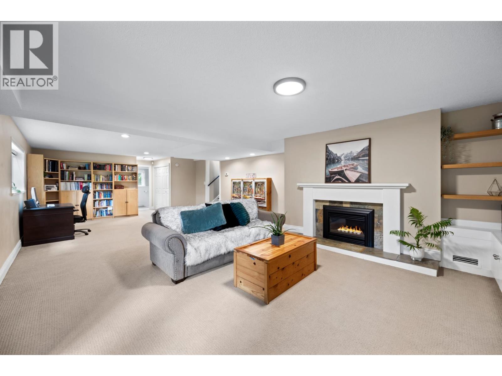 4844 7a Avenue Property Photo 20