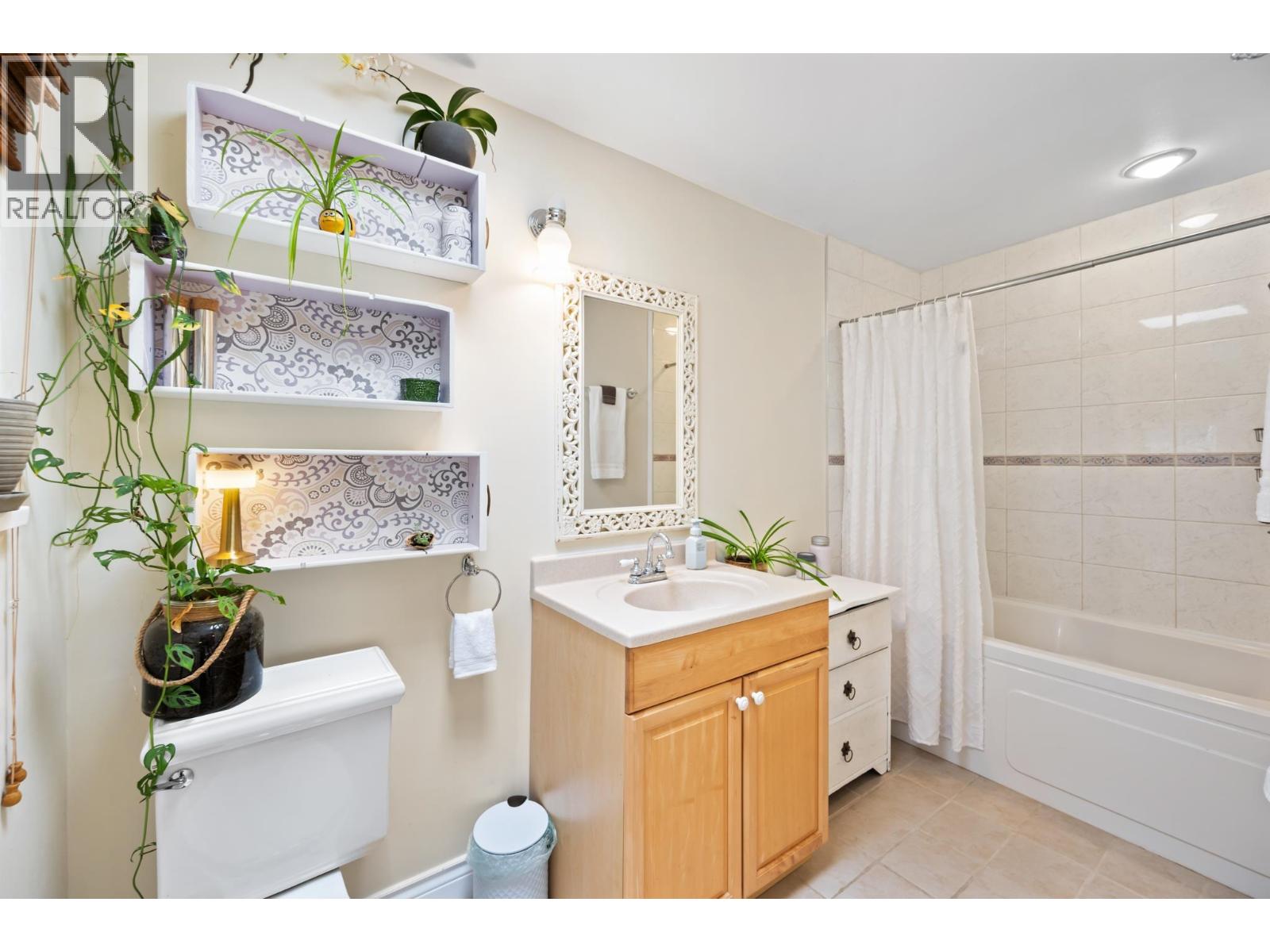 4844 7a Avenue Property Photo 26