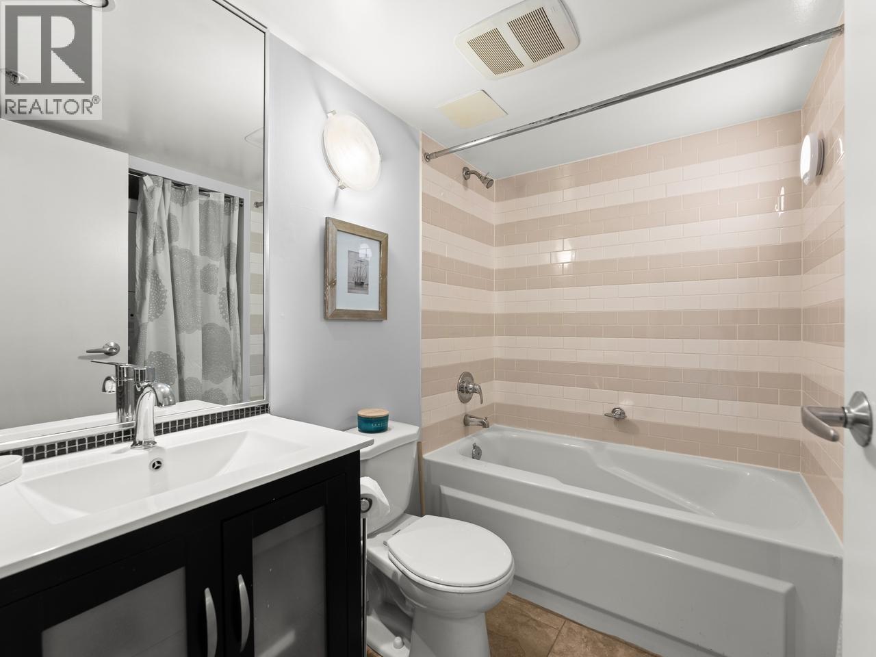 401 1238 Richards Street Property Photo 24