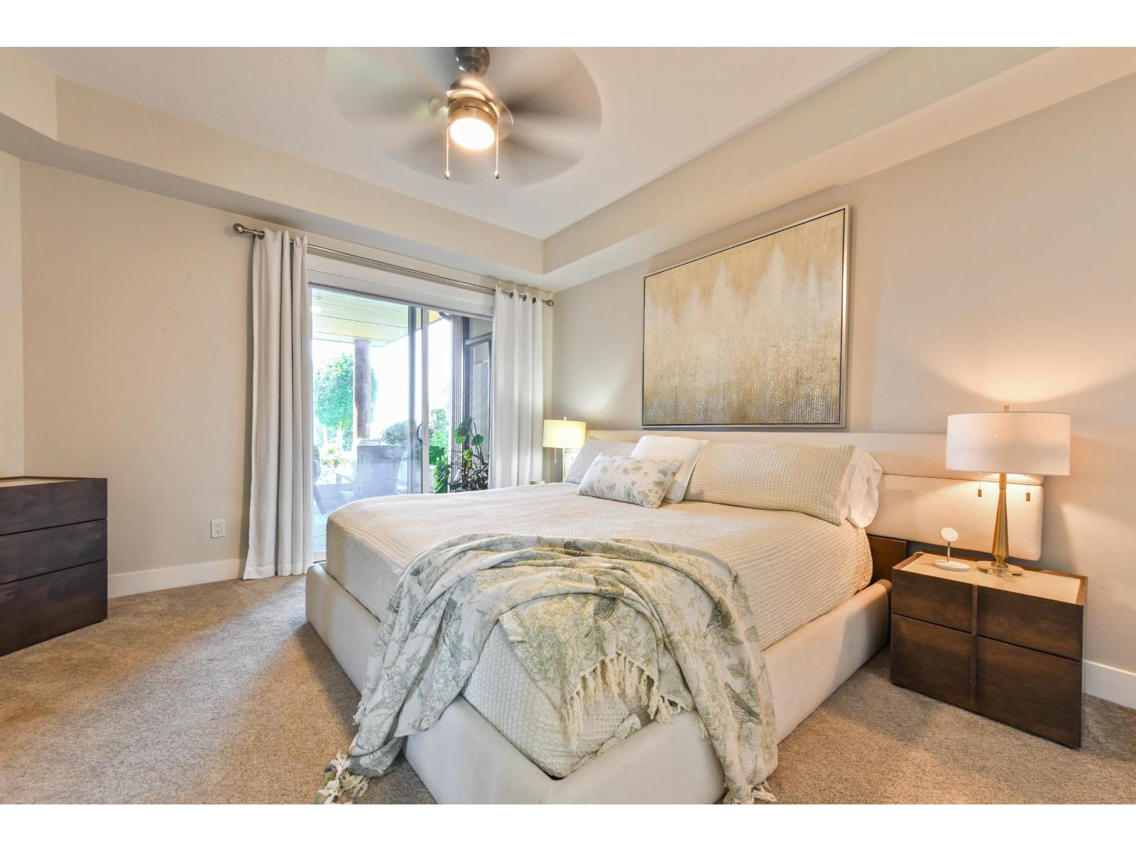216 14855 Thrift Avenue Property Photo 20