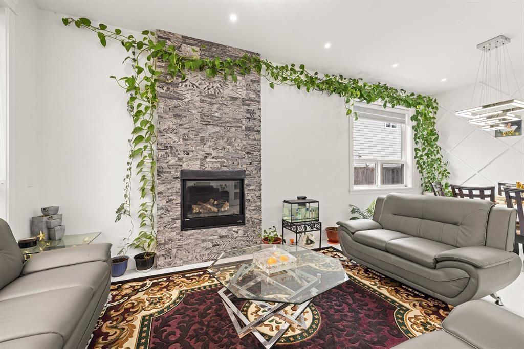 13306 90 Avenue Property Photo 4