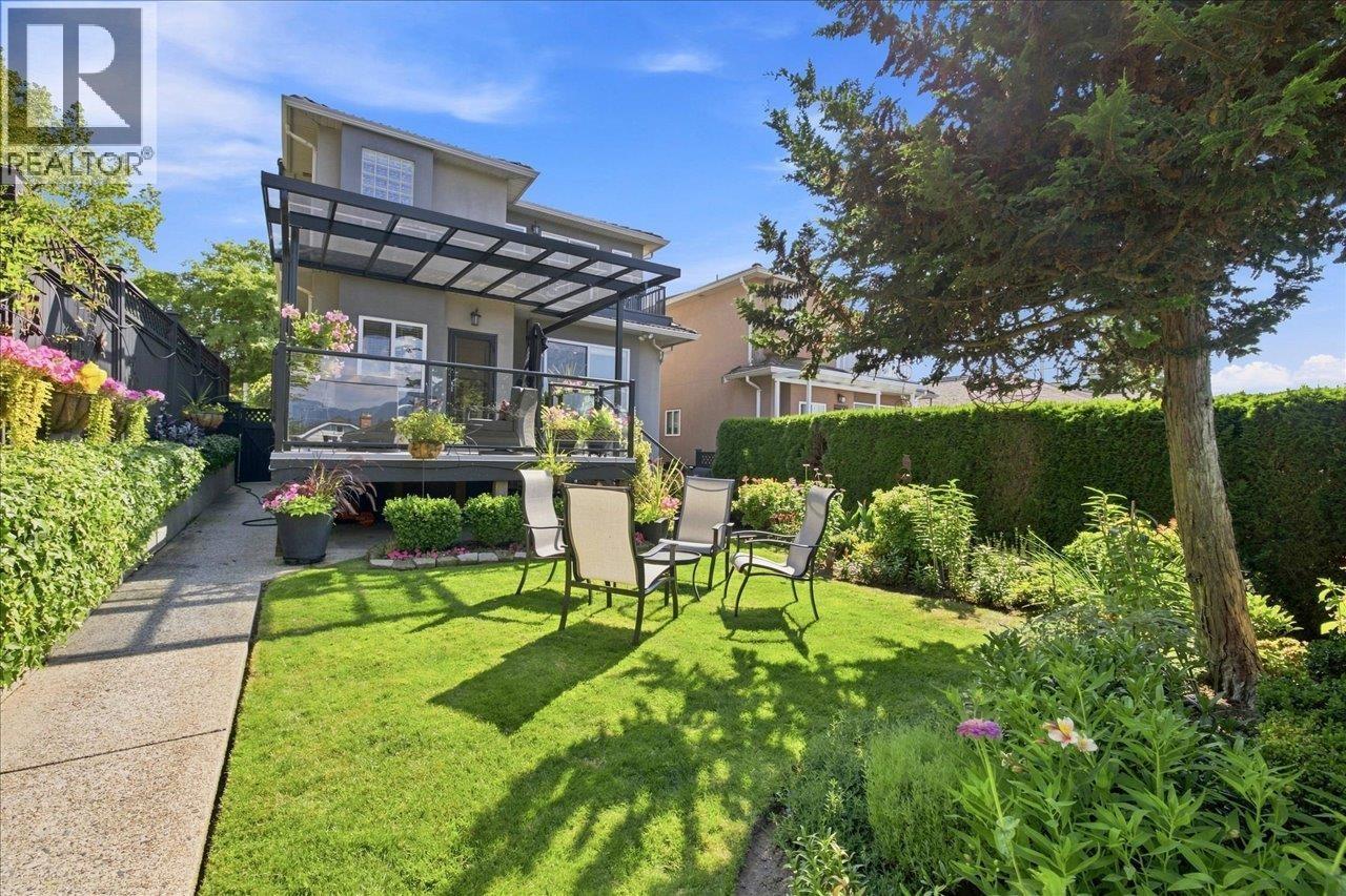 3493 Oxford Street Property Photo 38