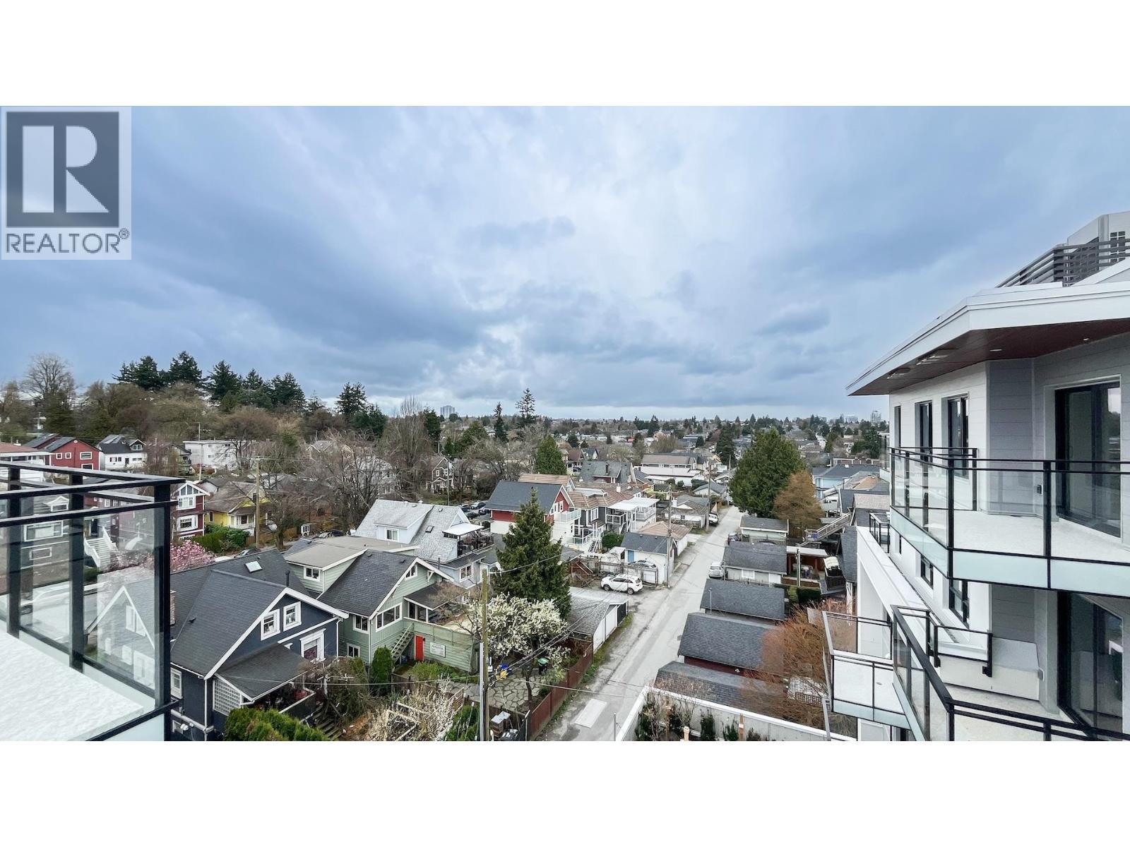 609 1680 E 12th Avenue Property Photo 19
