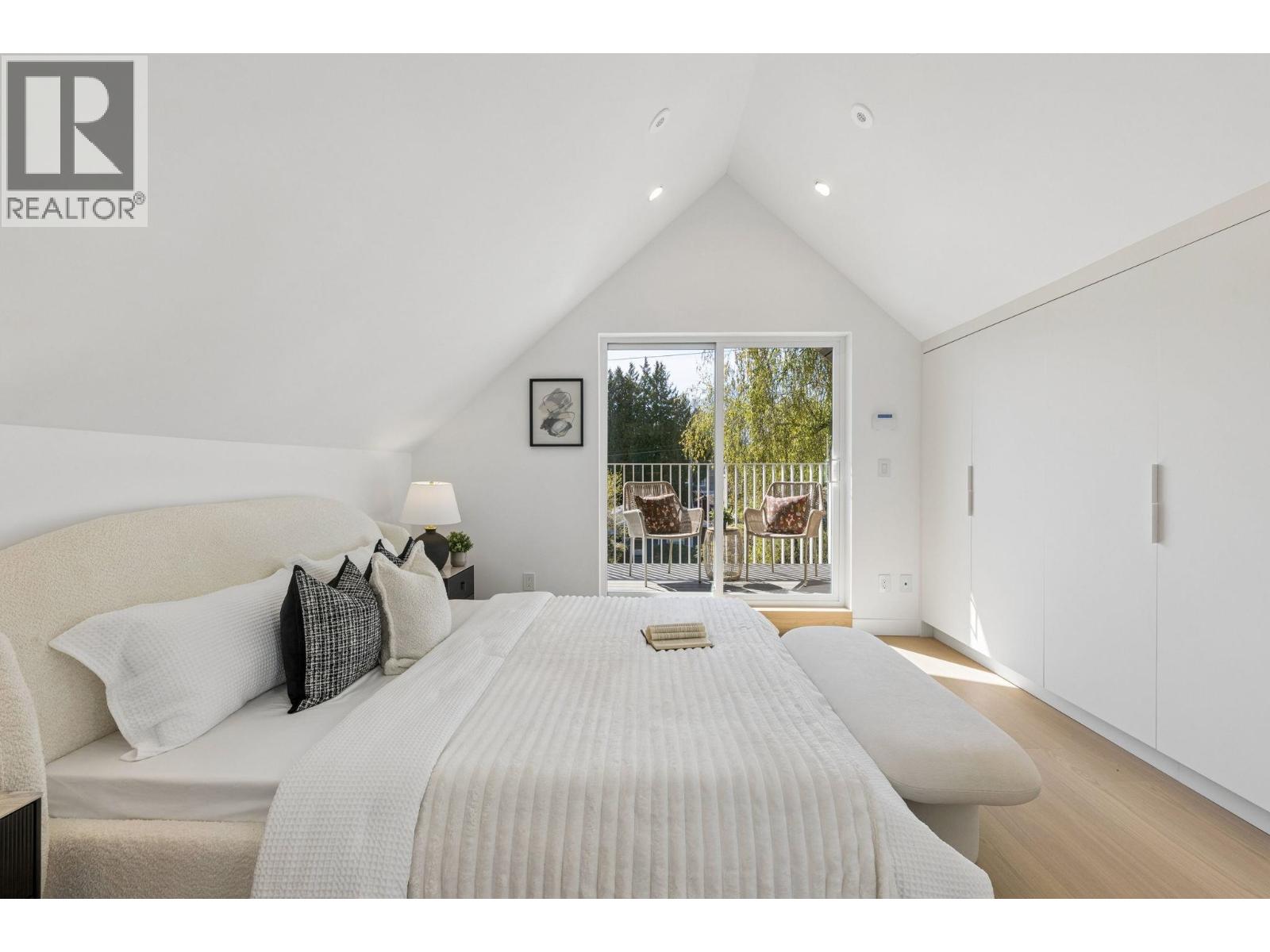 1 6040 Larch Street Property Photo 23