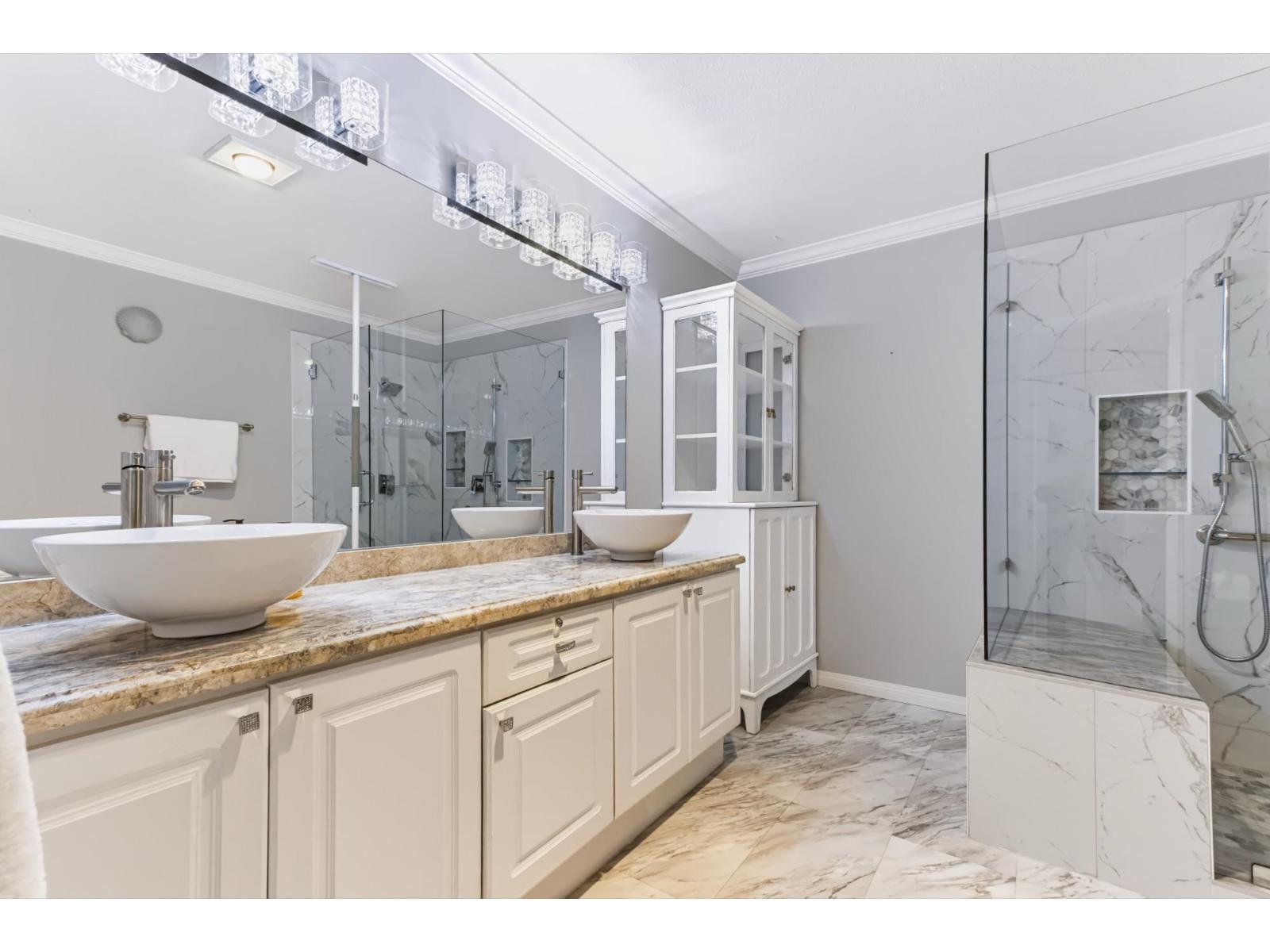 18 9208 208 Street Property Photo 19