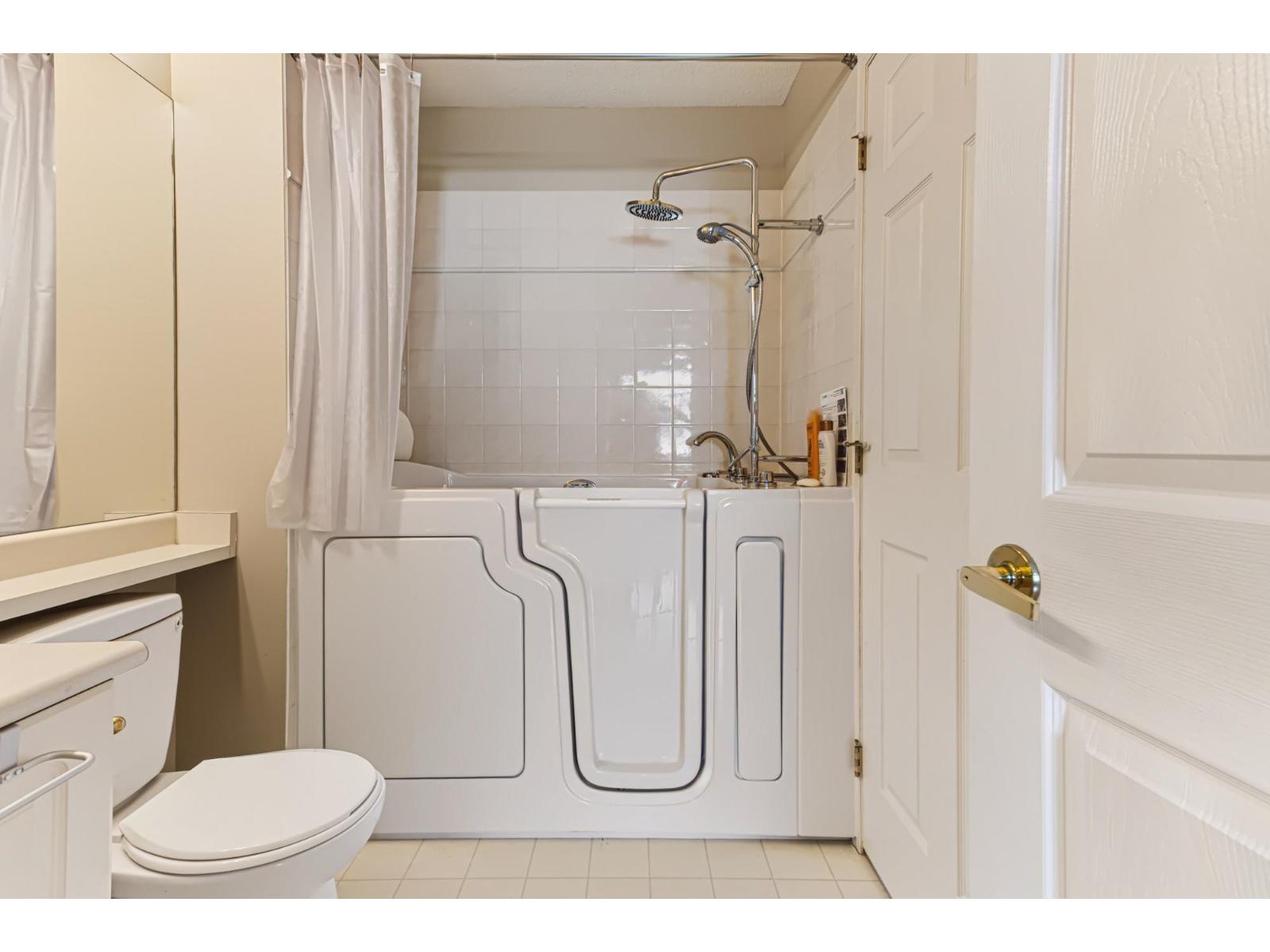 18 9208 208 Street Property Photo 27