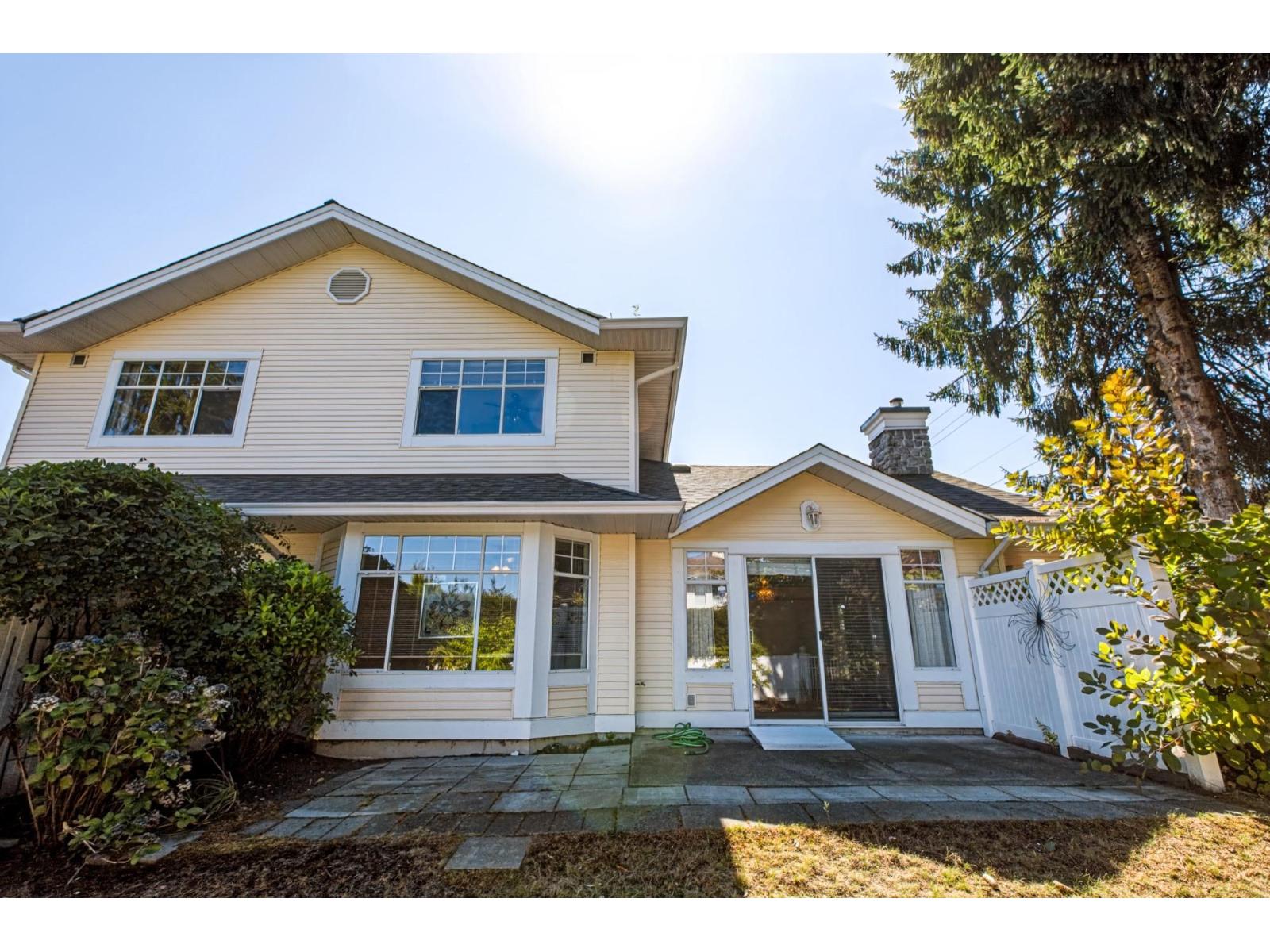 18 9208 208 Street Property Photo 28