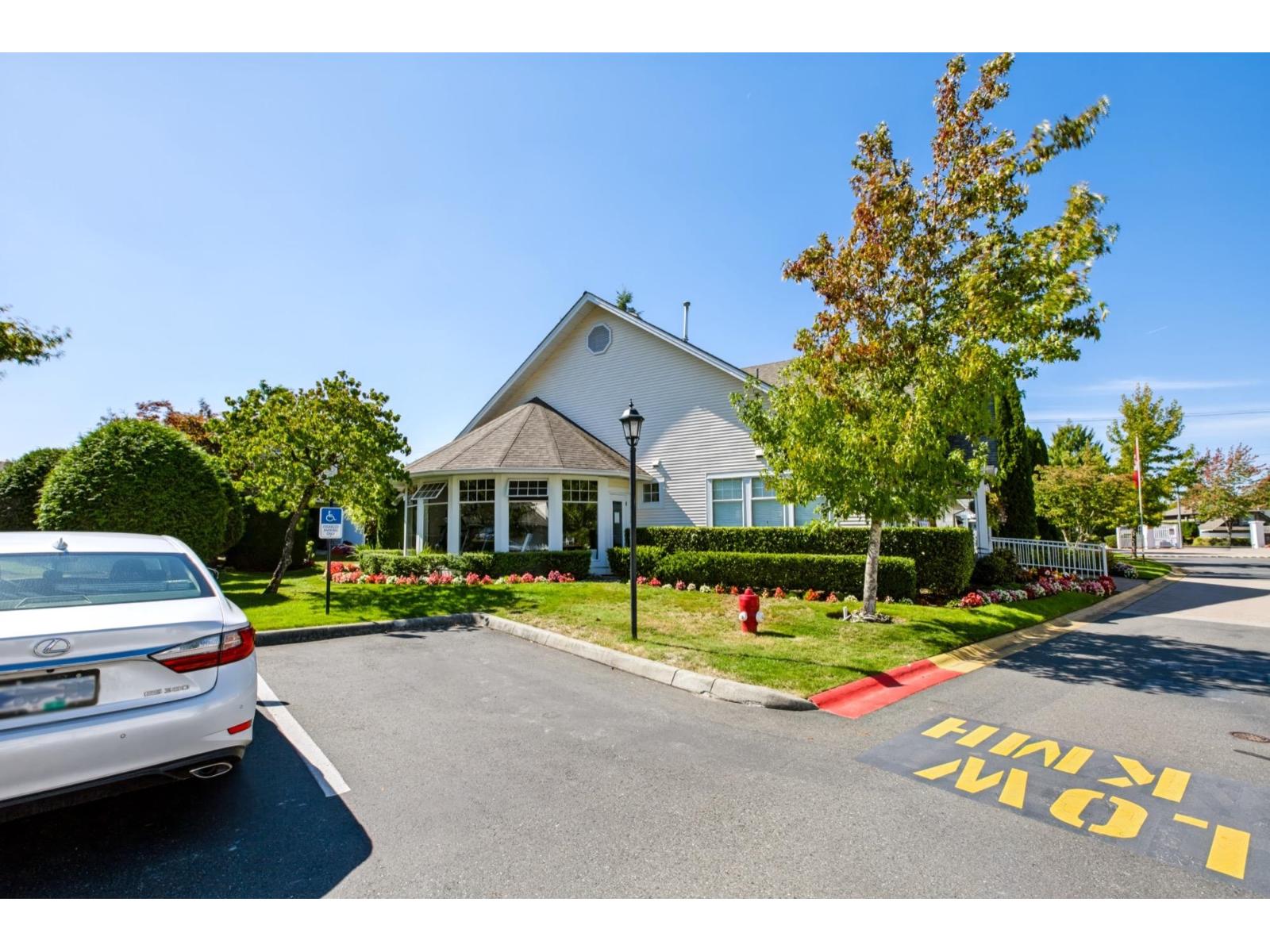 18 9208 208 Street Property Photo 31