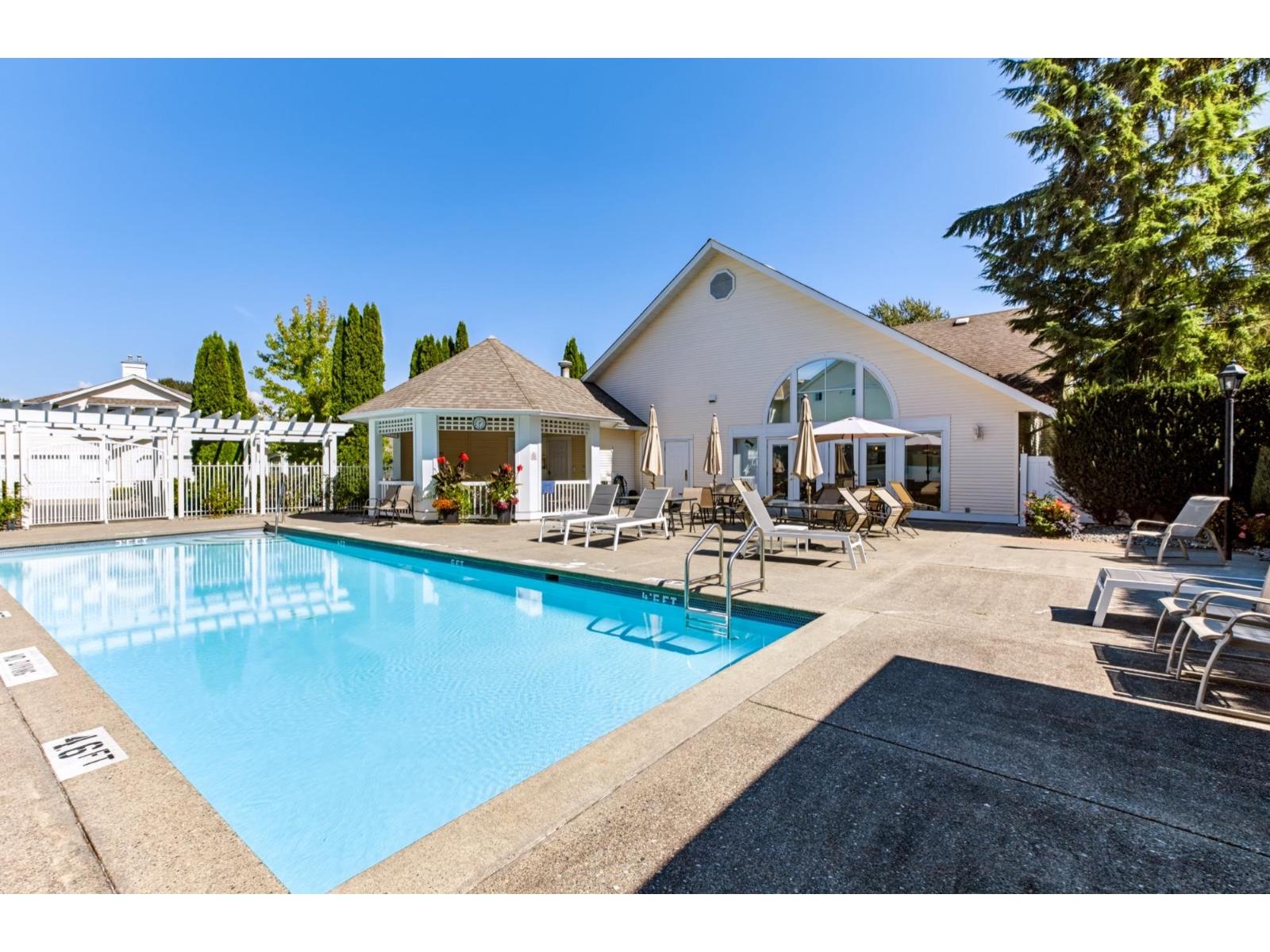 18 9208 208 Street Property Photo 34