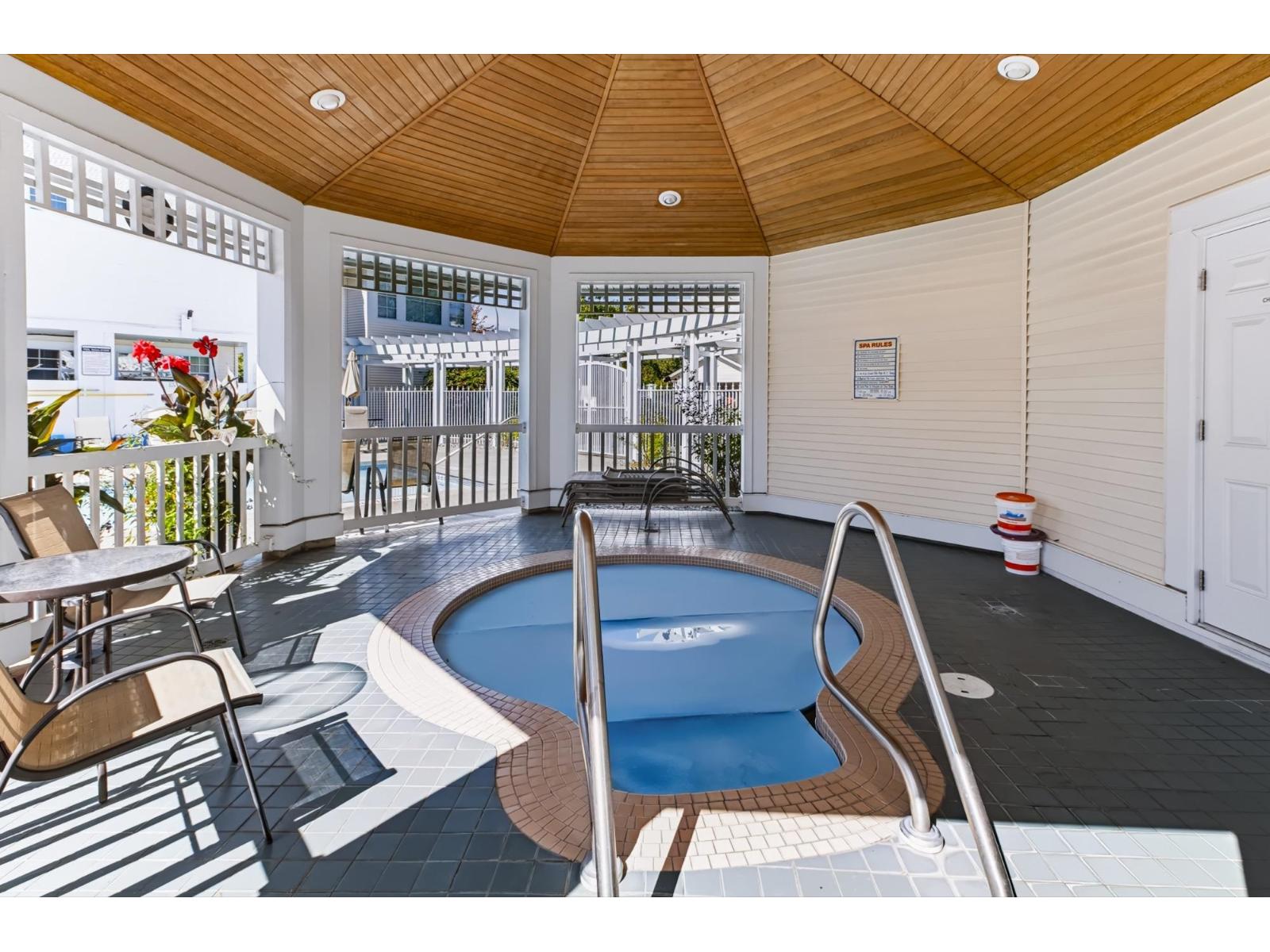 18 9208 208 Street Property Photo 39