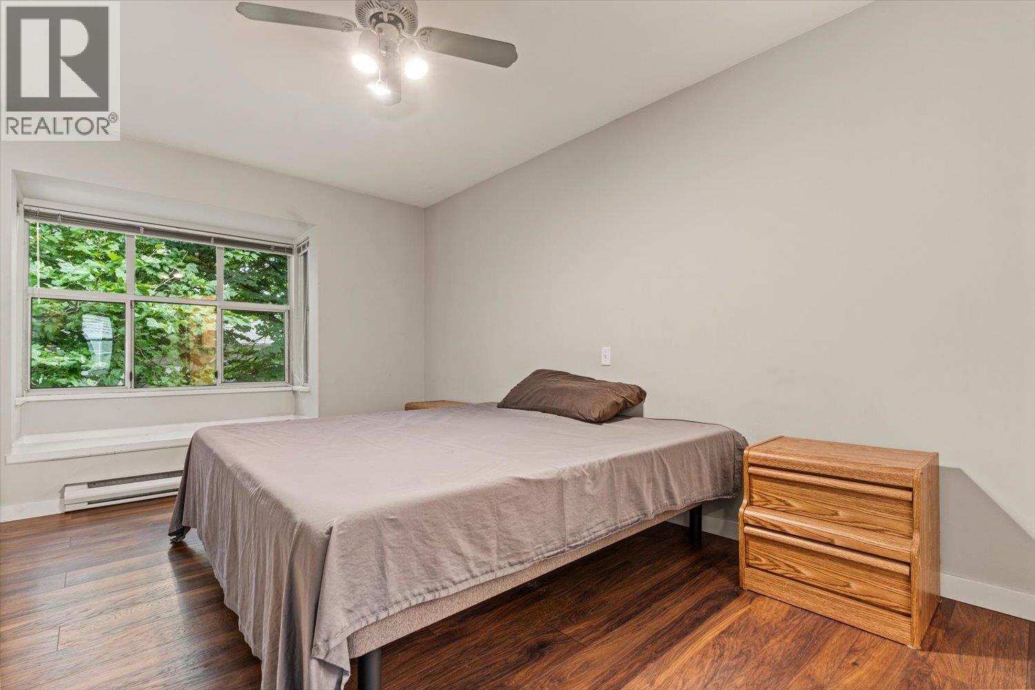 51 2450 Hawthorne Avenue Property Photo 23