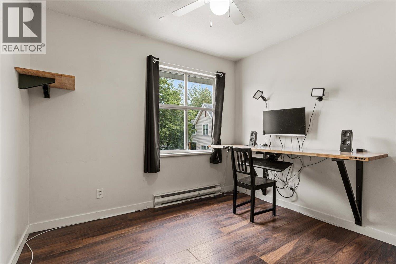 51 2450 Hawthorne Avenue Property Photo 30