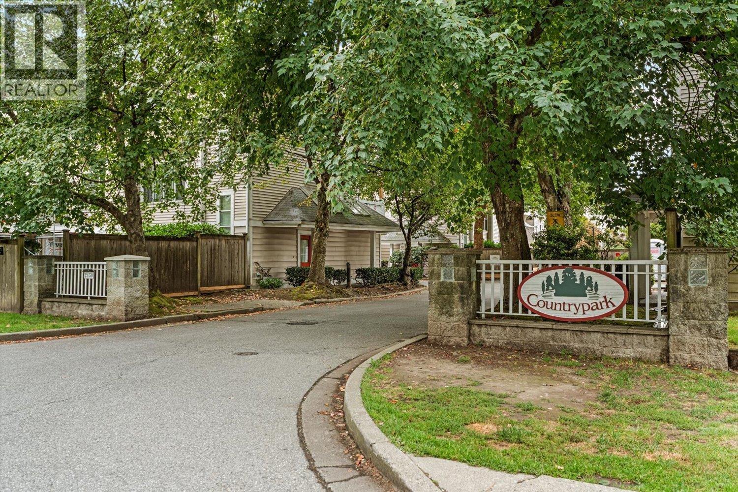 51 2450 Hawthorne Avenue Property Photo 35