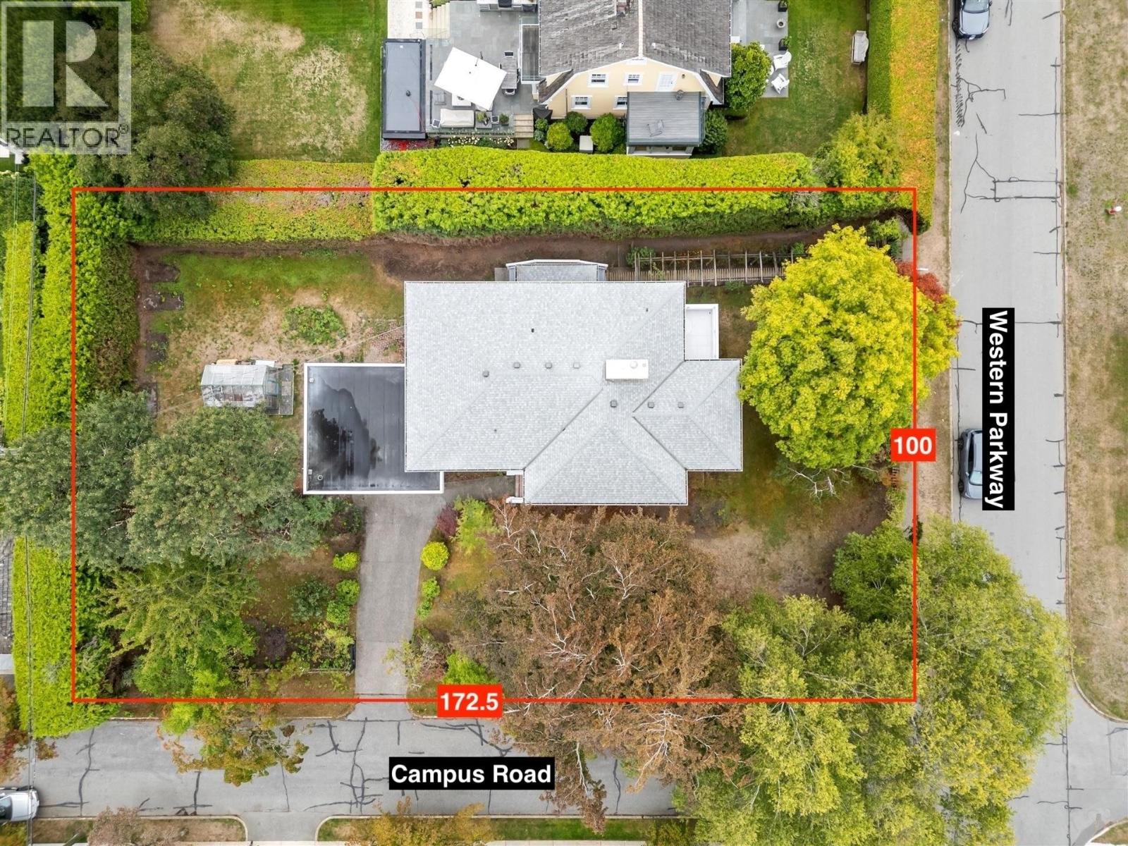 1806 Western Parkway Property Photo 2